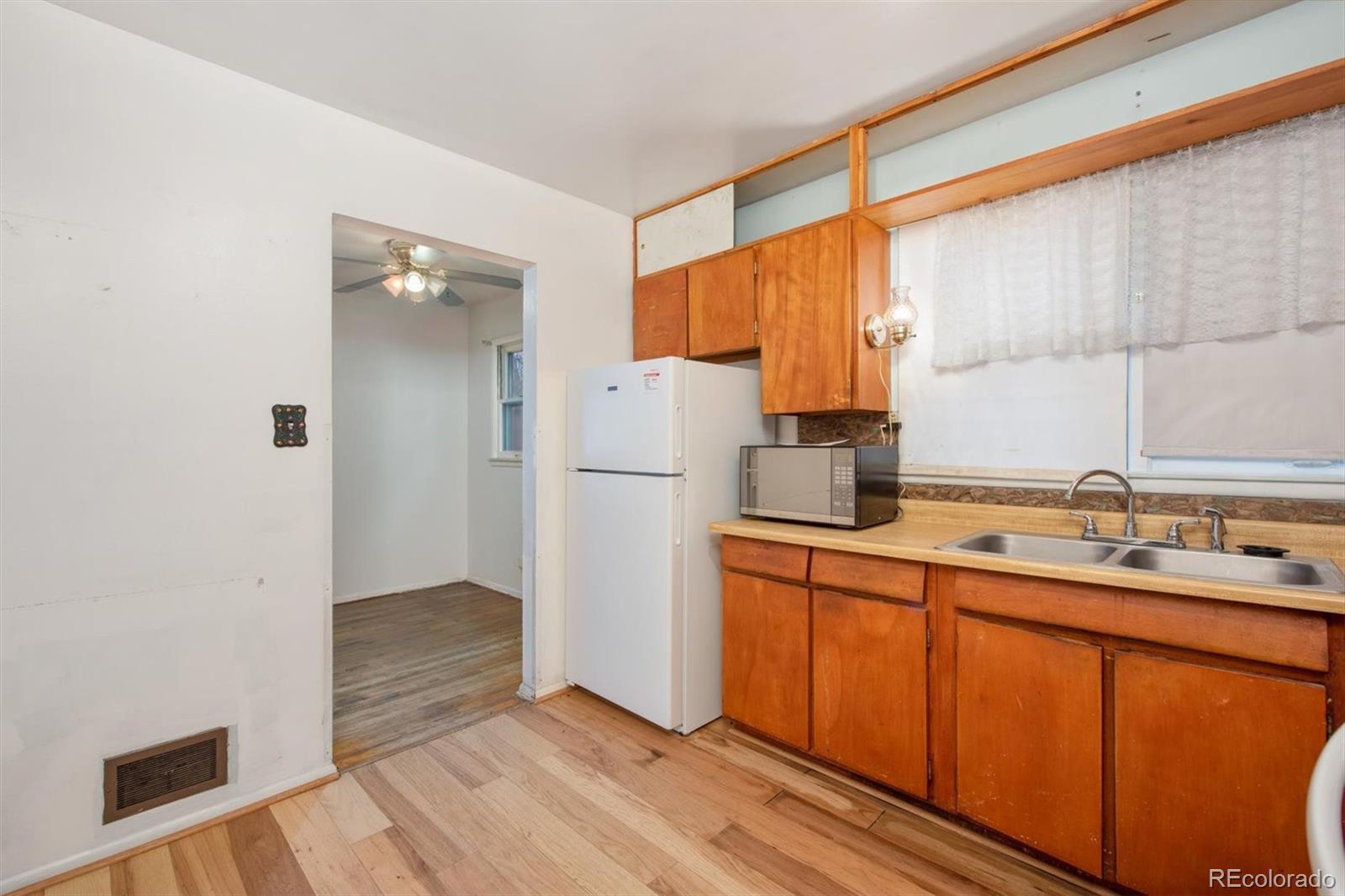 MLS Image #6 for 304 w chester street,lafayette, Colorado