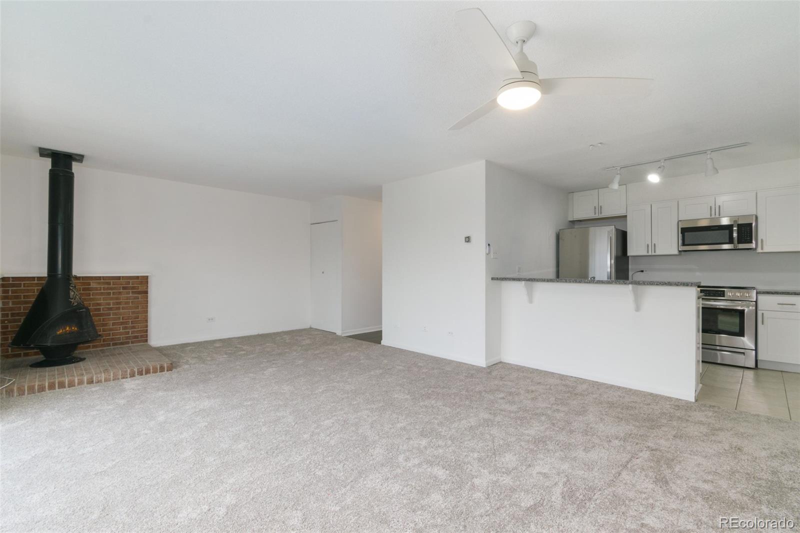 MLS Image #3 for 2130 s vaughn way,aurora, Colorado