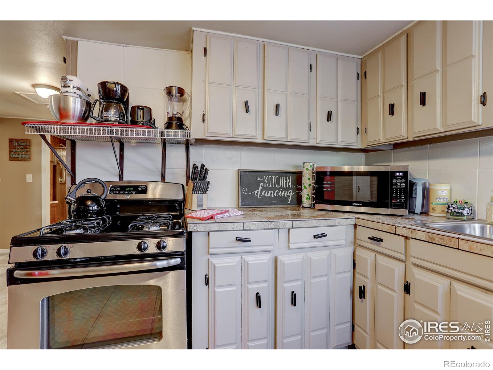 MLS Image #15 for 618 w 1st street,loveland, Colorado