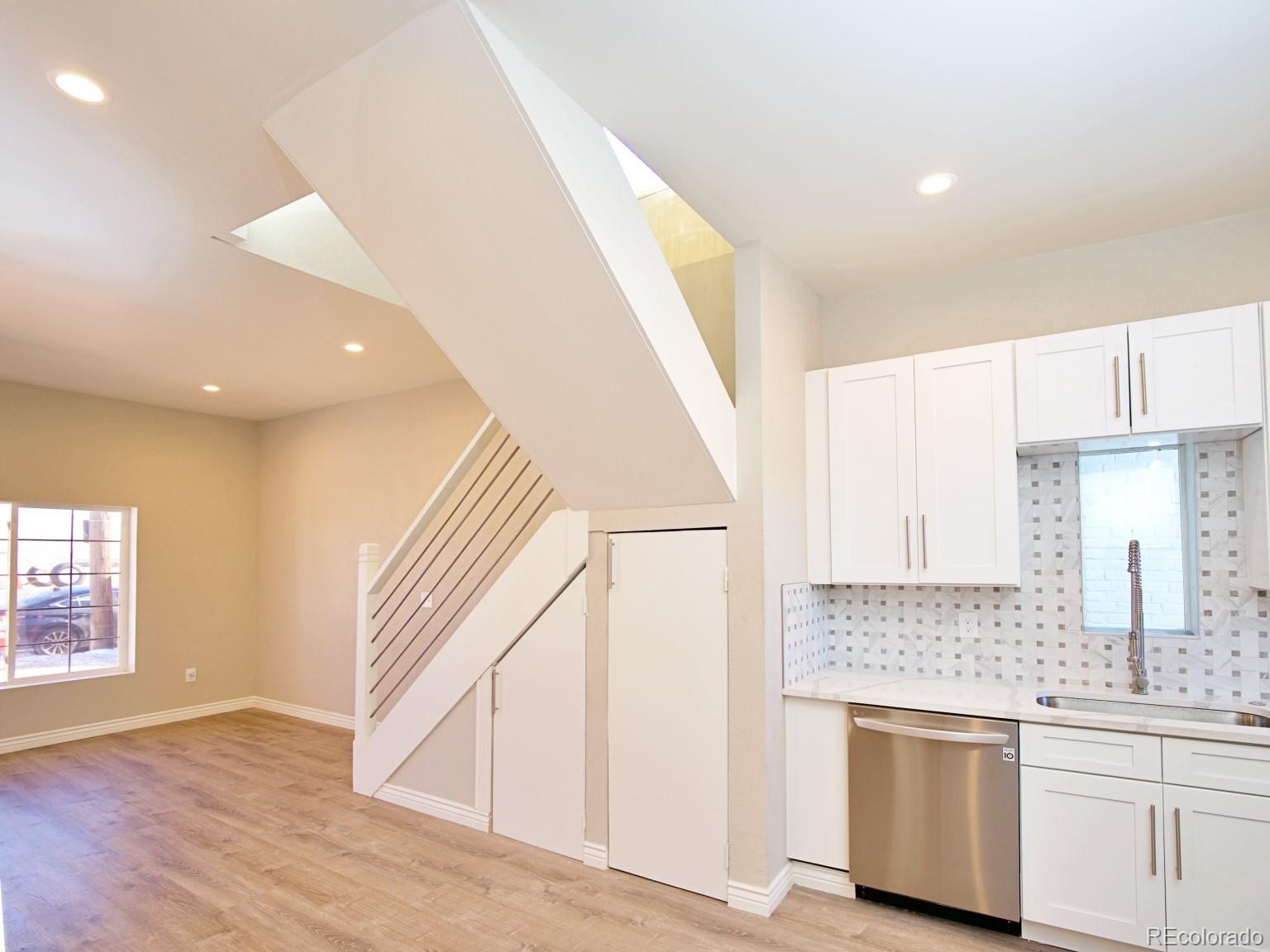 MLS Image #3 for 1417 s acoma street,denver, Colorado