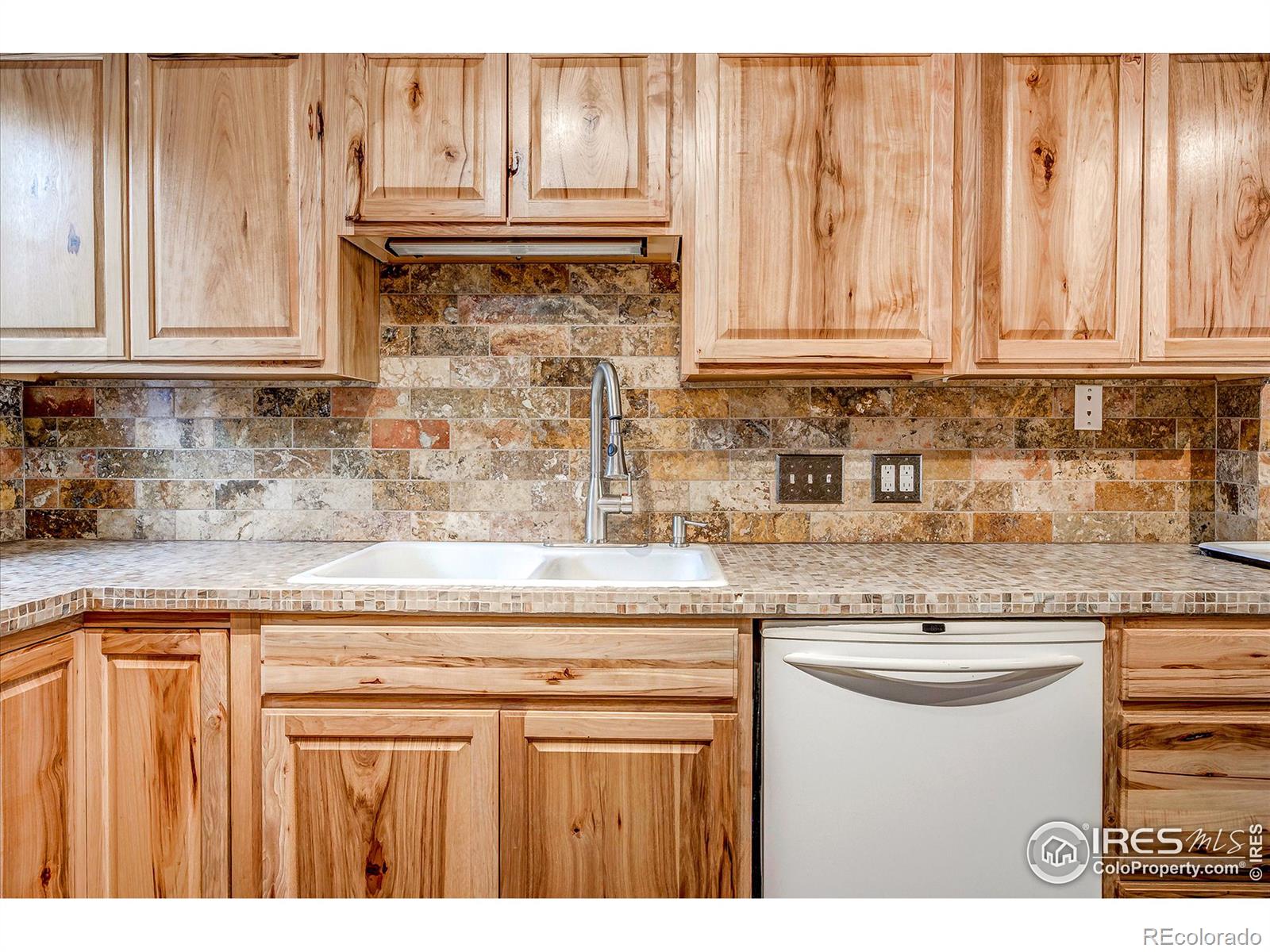 MLS Image #5 for 720  julian circle,lafayette, Colorado