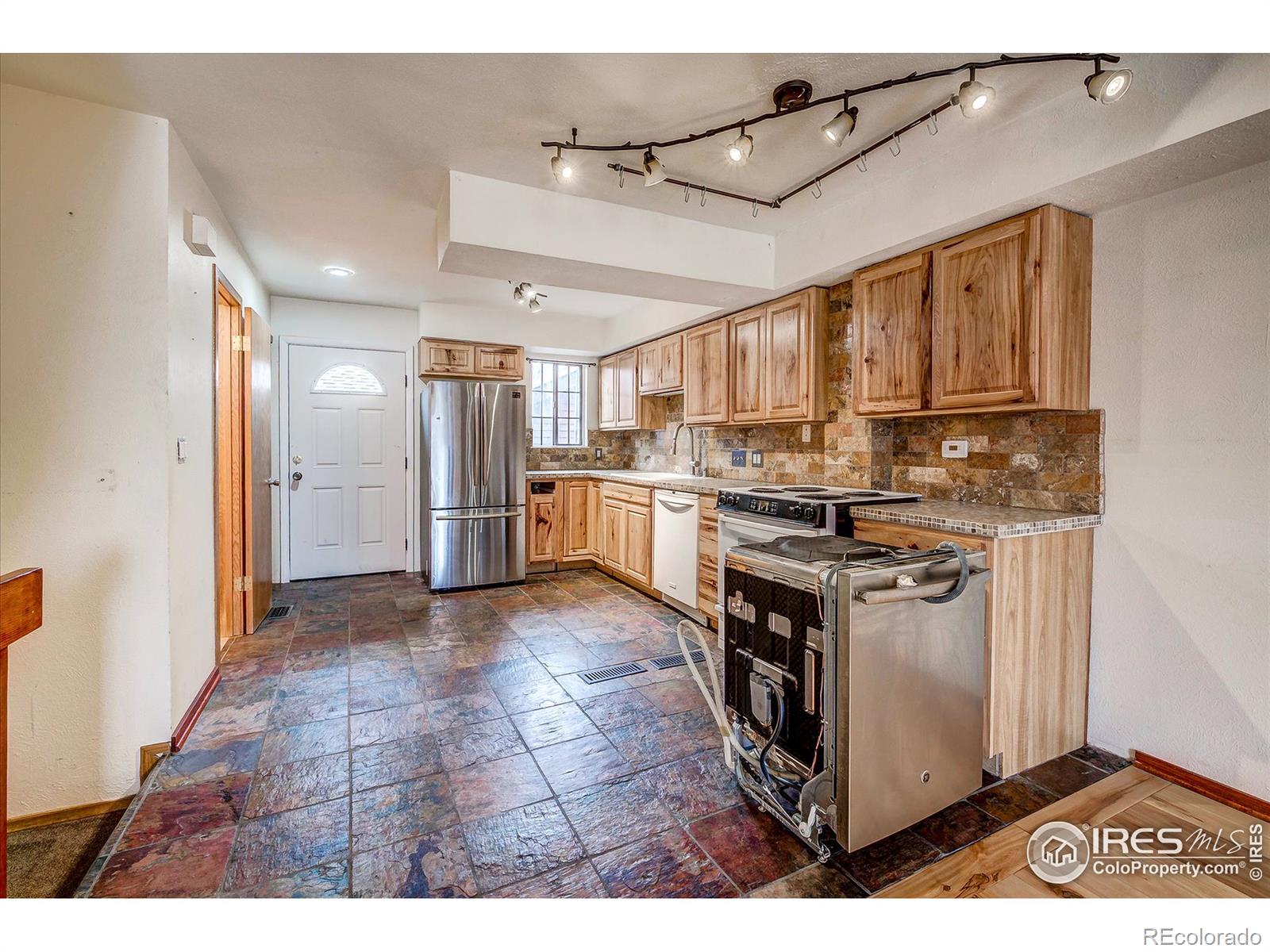 MLS Image #6 for 720  julian circle,lafayette, Colorado