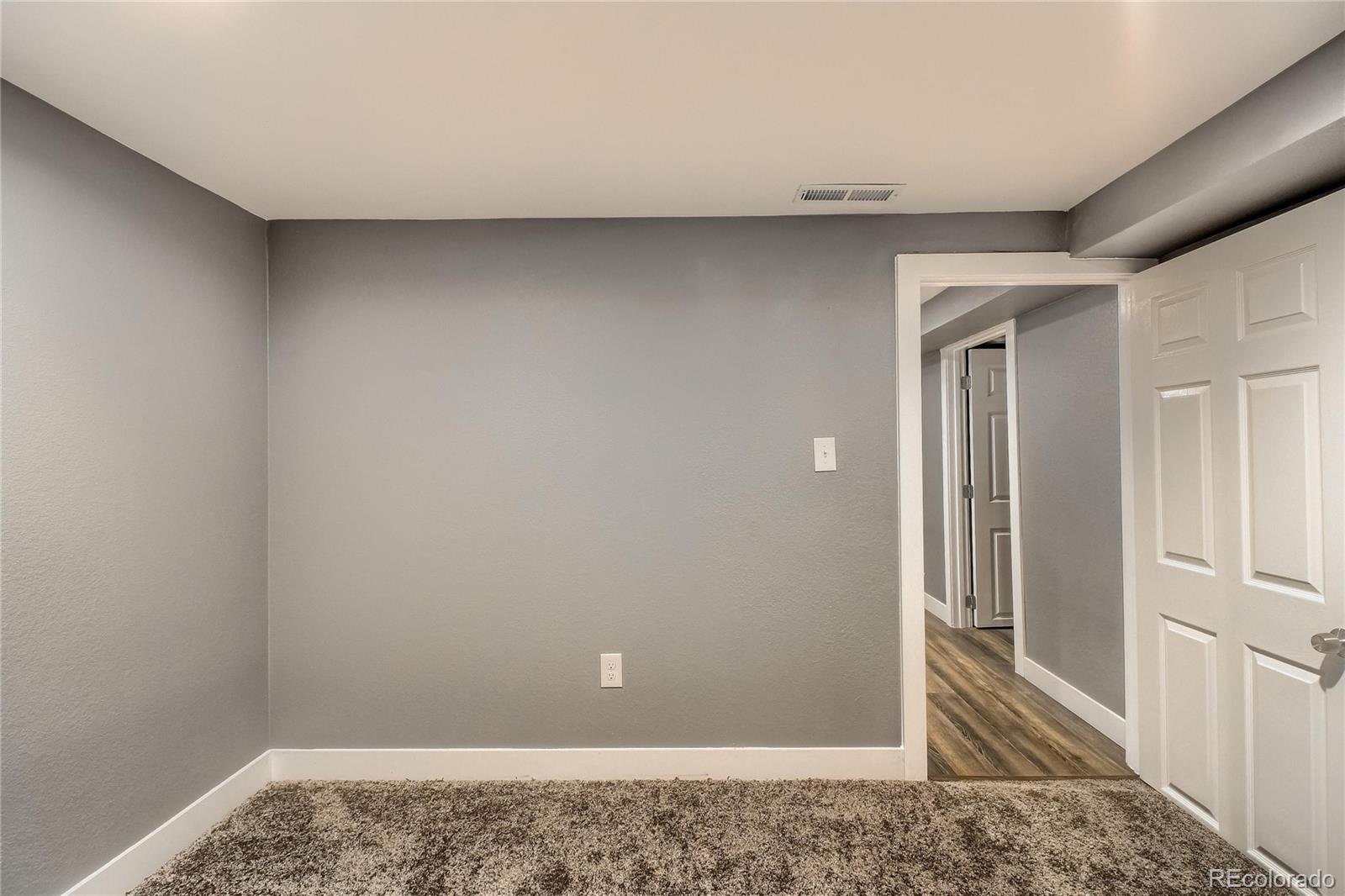MLS Image #21 for 3055  jasmine street,denver, Colorado