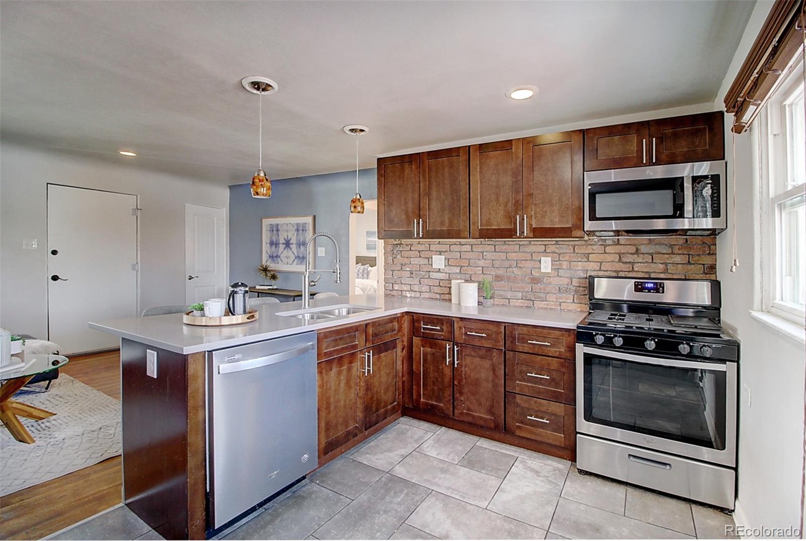 MLS Image #14 for 3213 s cherokee street,englewood, Colorado