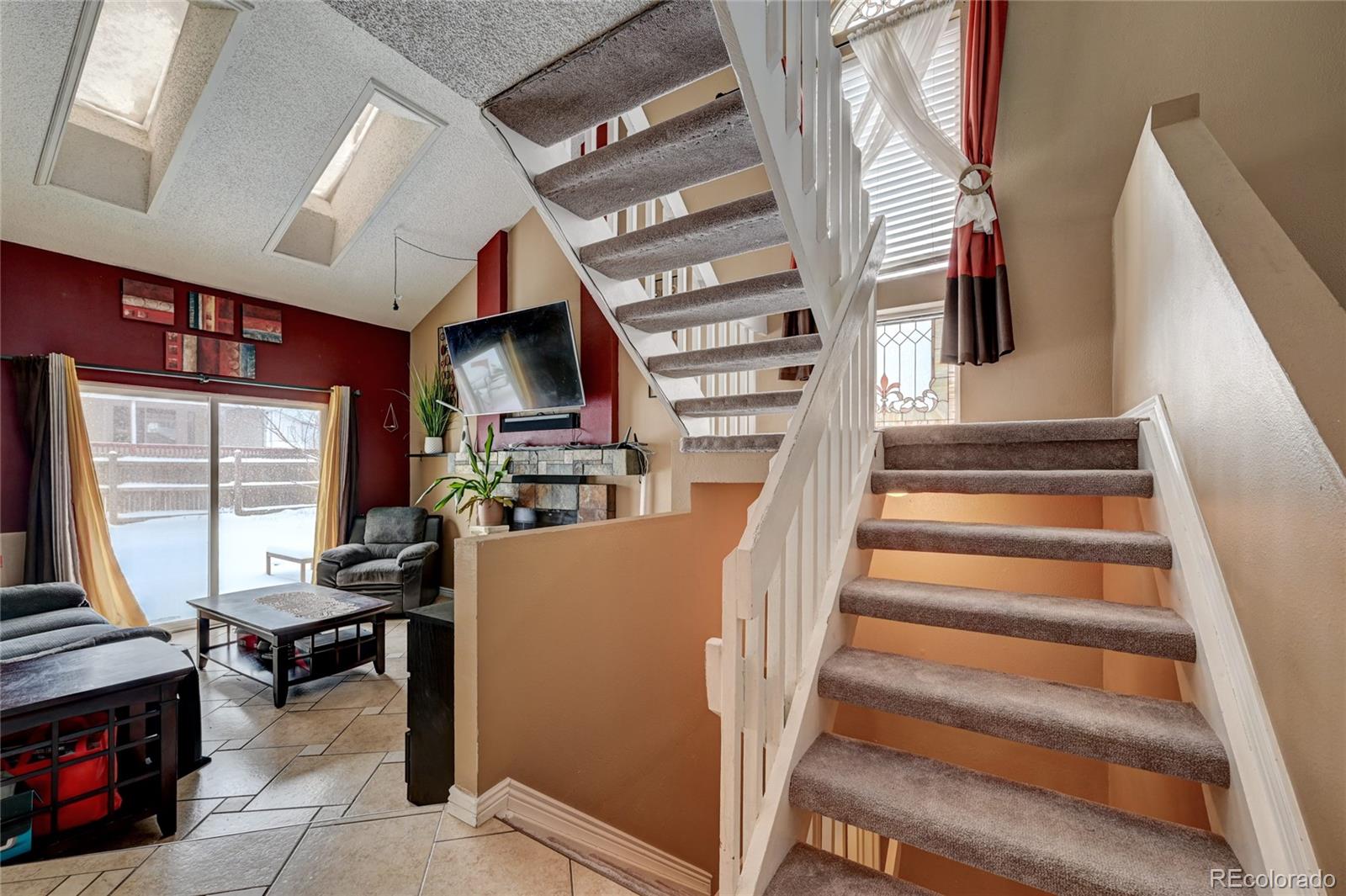 MLS Image #8 for 19340 e 45th avenue,denver, Colorado