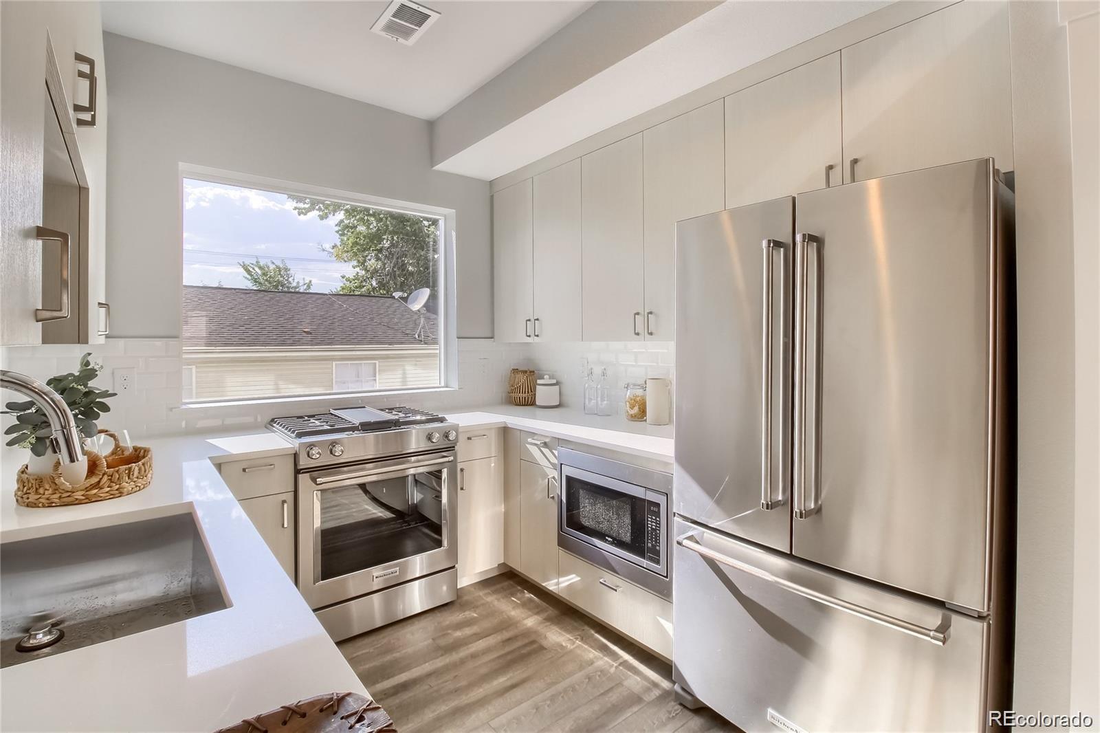 MLS Image #8 for 3219 w conejos place,denver, Colorado