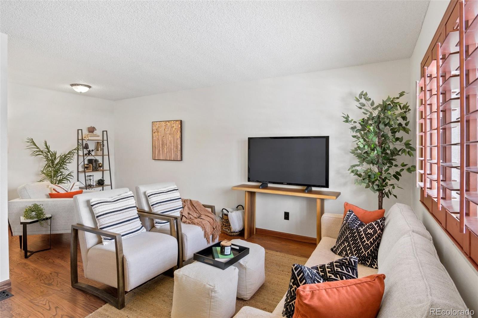 MLS Image #3 for 6844 s broadway ,centennial, Colorado