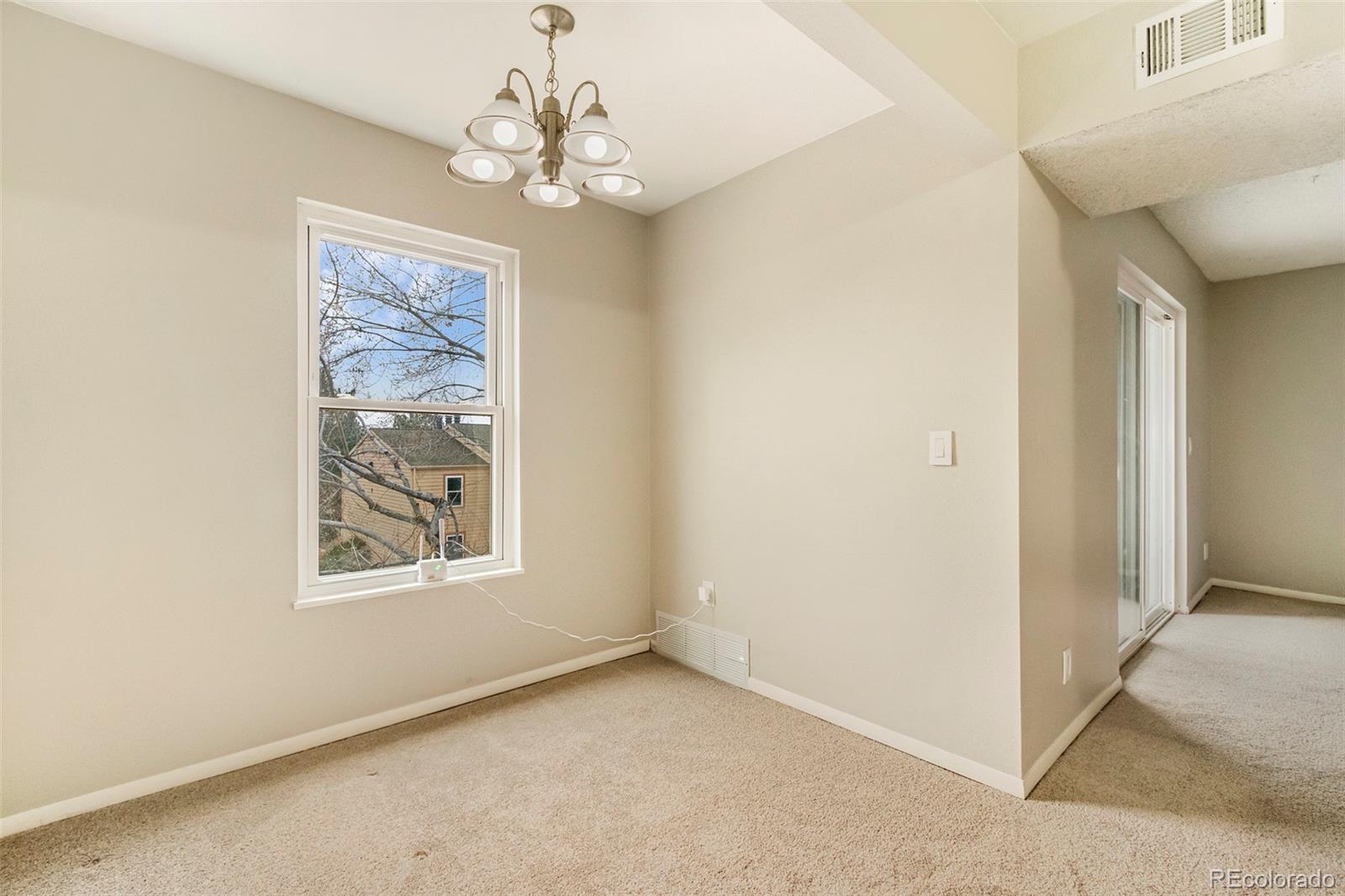 MLS Image #10 for 3141 s tamarac drive,denver, Colorado