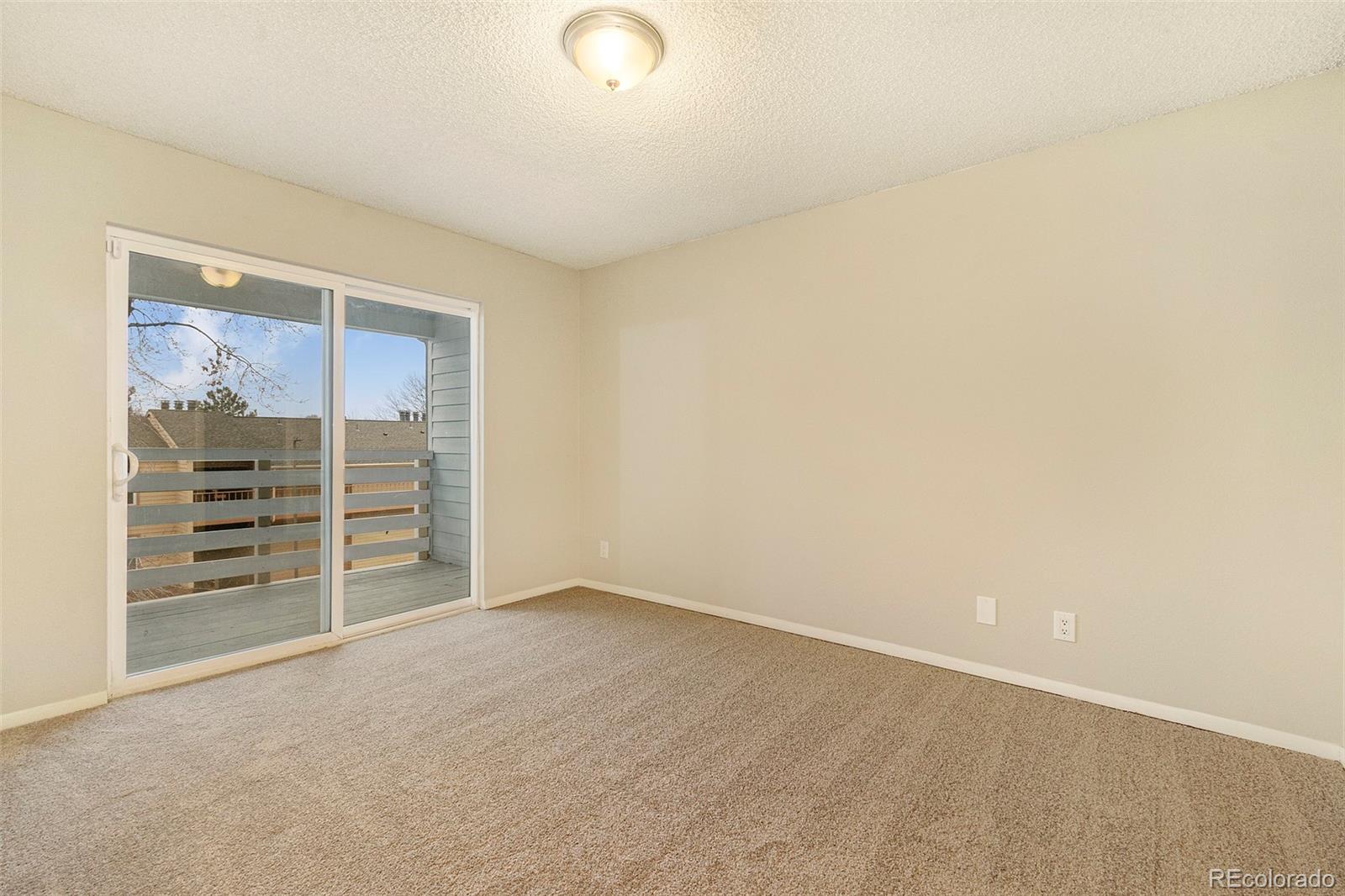 MLS Image #13 for 3141 s tamarac drive,denver, Colorado