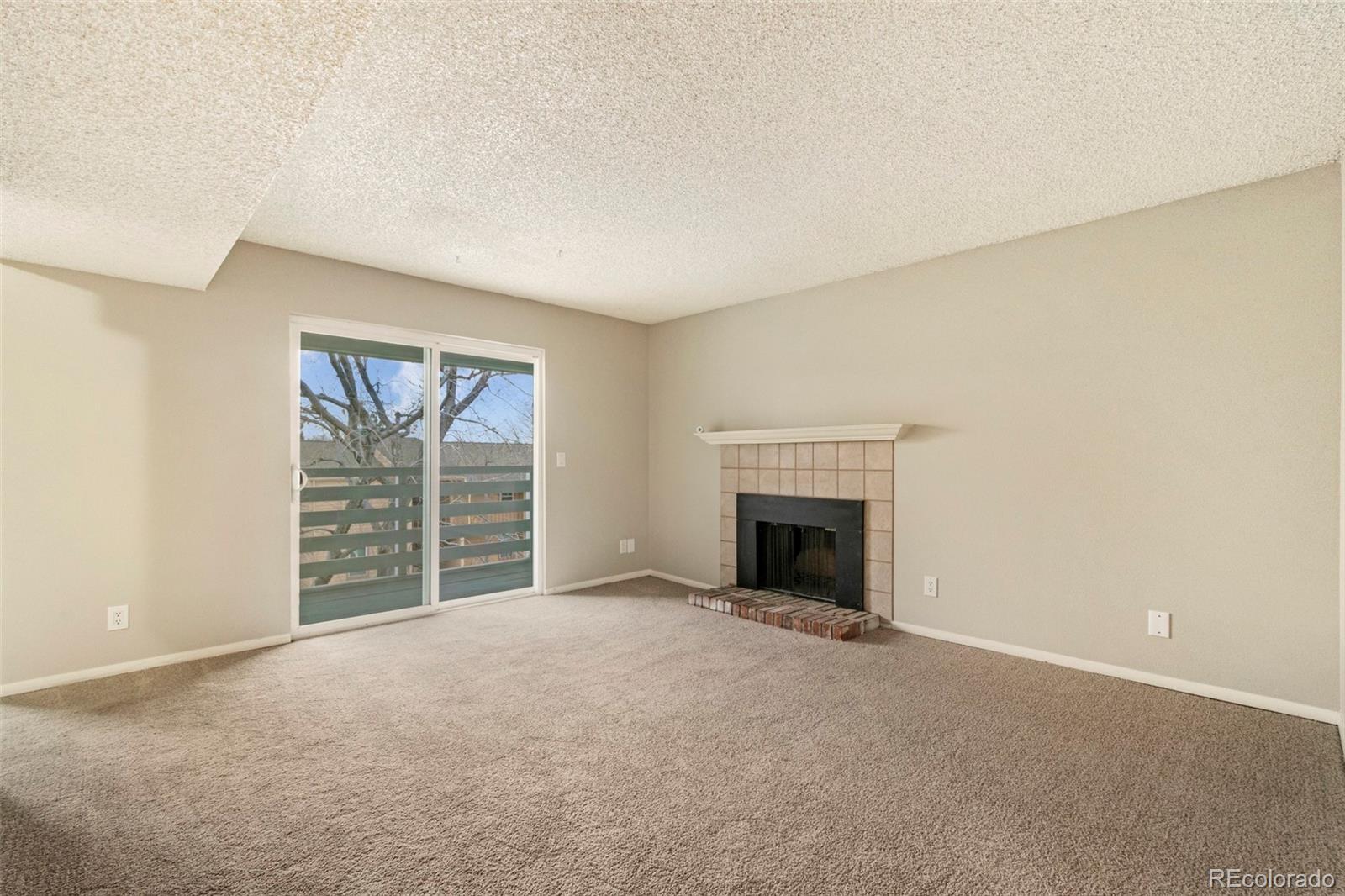MLS Image #2 for 3141 s tamarac drive,denver, Colorado