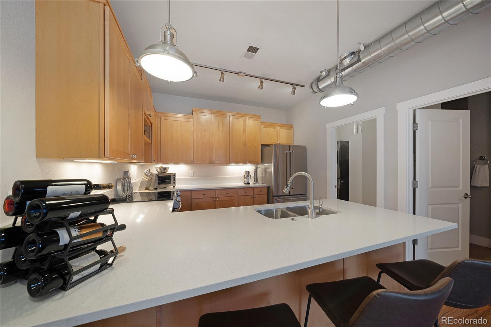 MLS Image #5 for 2524  champa street,denver, Colorado