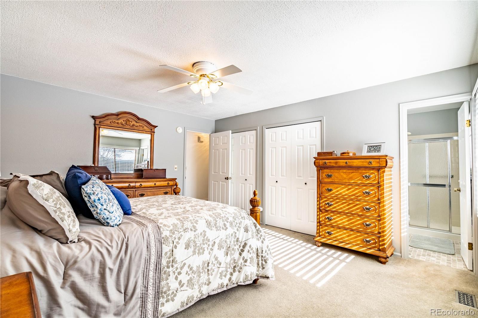MLS Image #10 for 11154 e ohio place,aurora, Colorado