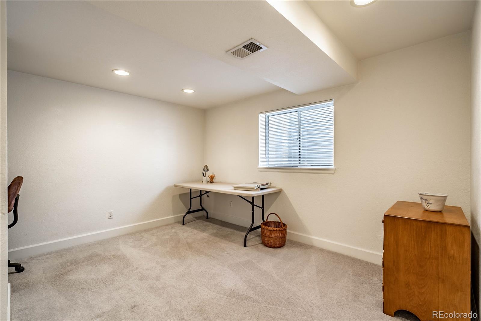 MLS Image #17 for 11154 e ohio place,aurora, Colorado