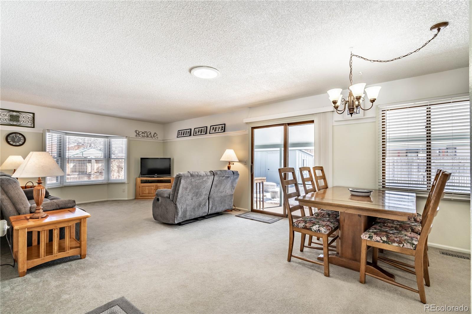 MLS Image #5 for 11154 e ohio place,aurora, Colorado