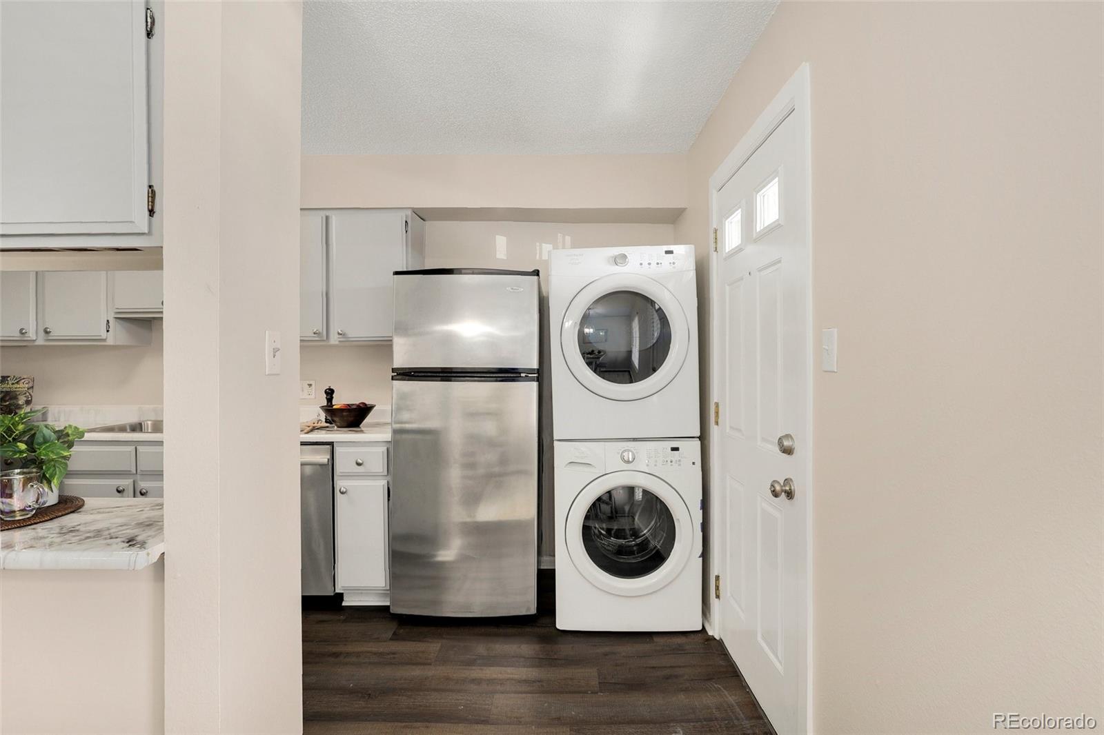 MLS Image #13 for 2301 e fremont avenue,centennial, Colorado