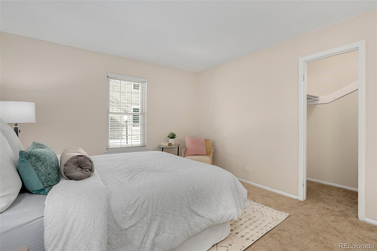 MLS Image #15 for 2301 e fremont avenue,centennial, Colorado