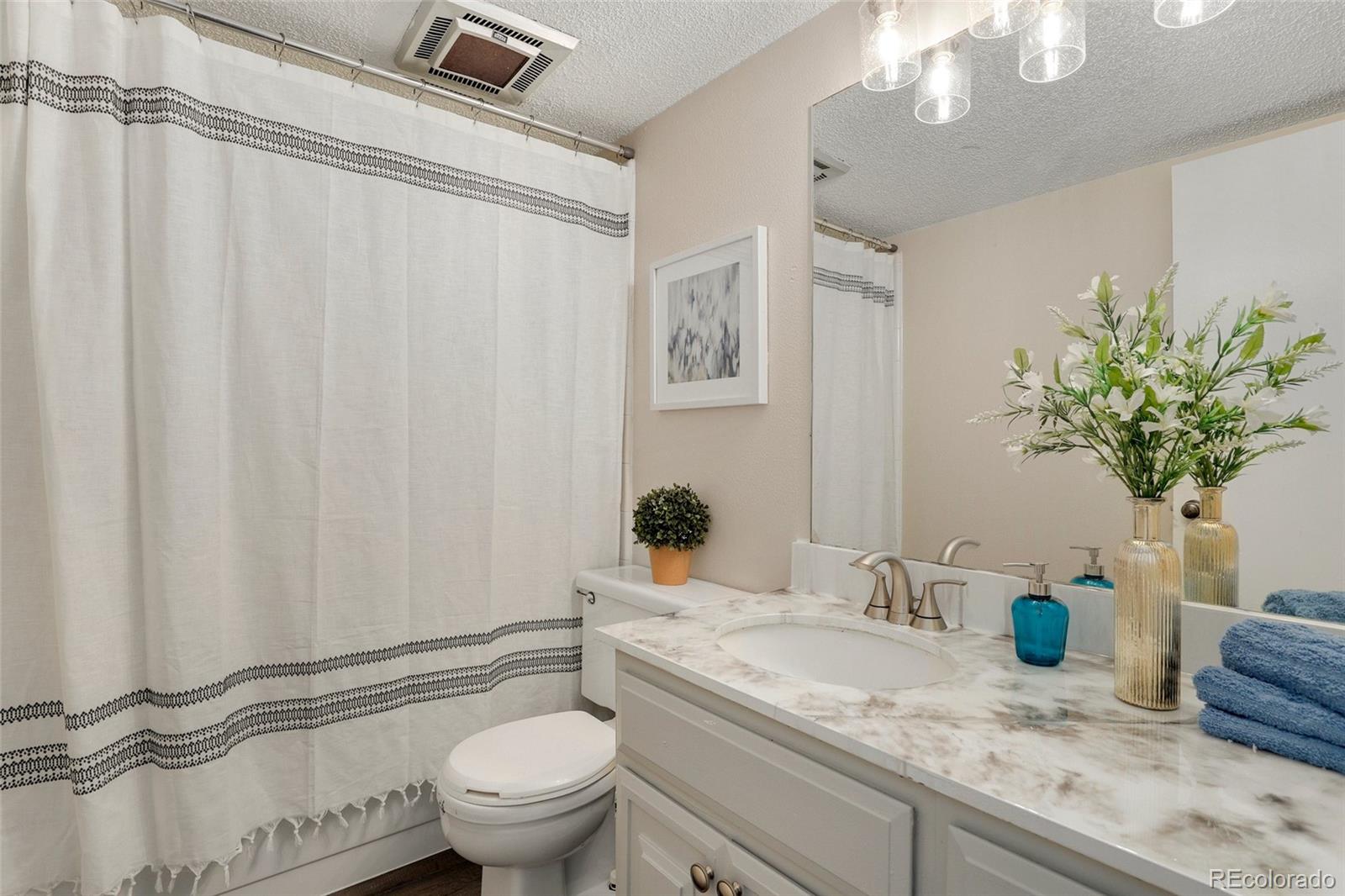 MLS Image #20 for 2301 e fremont avenue,centennial, Colorado