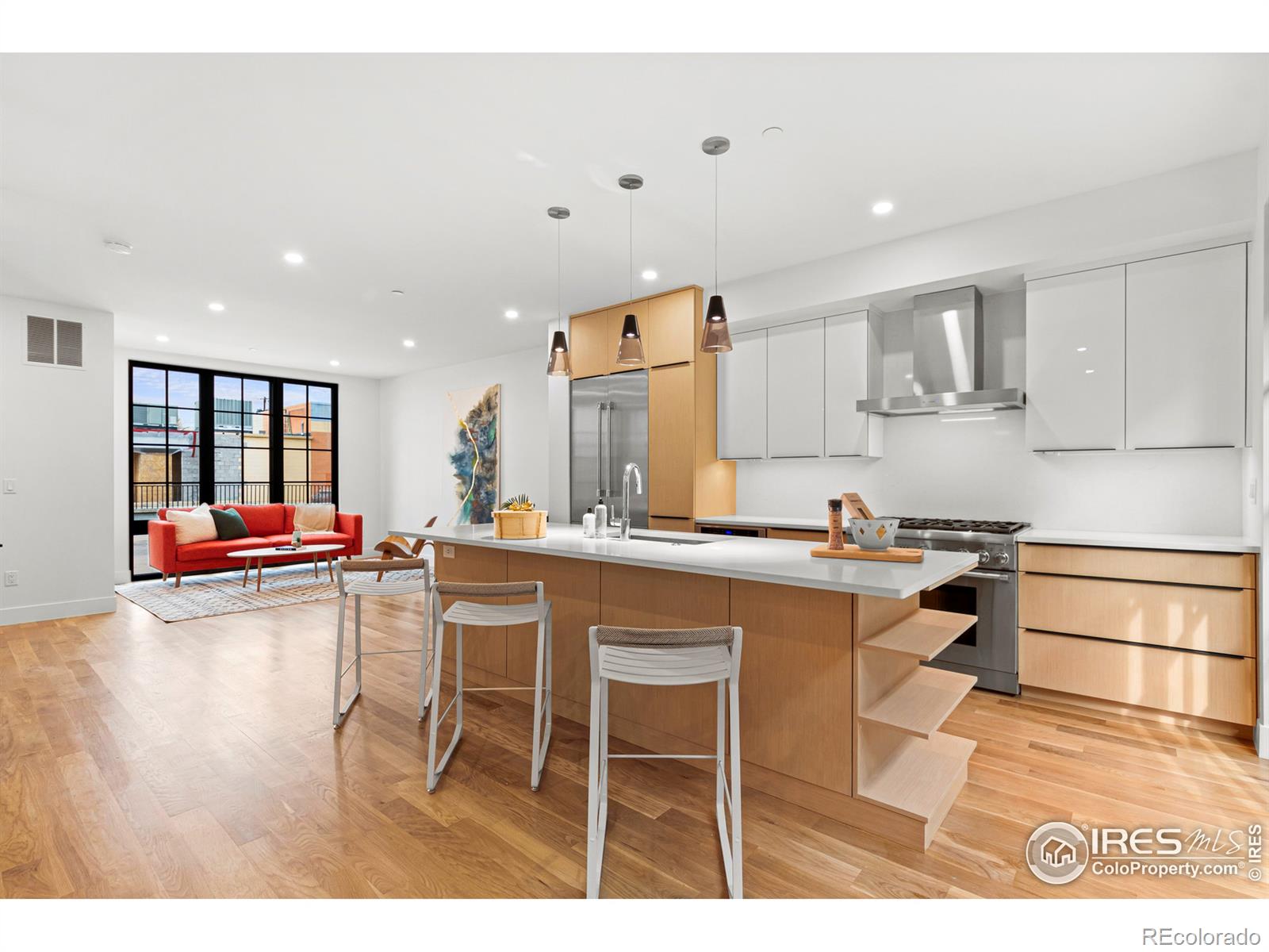 MLS Image #10 for 2116  pearl street,boulder, Colorado