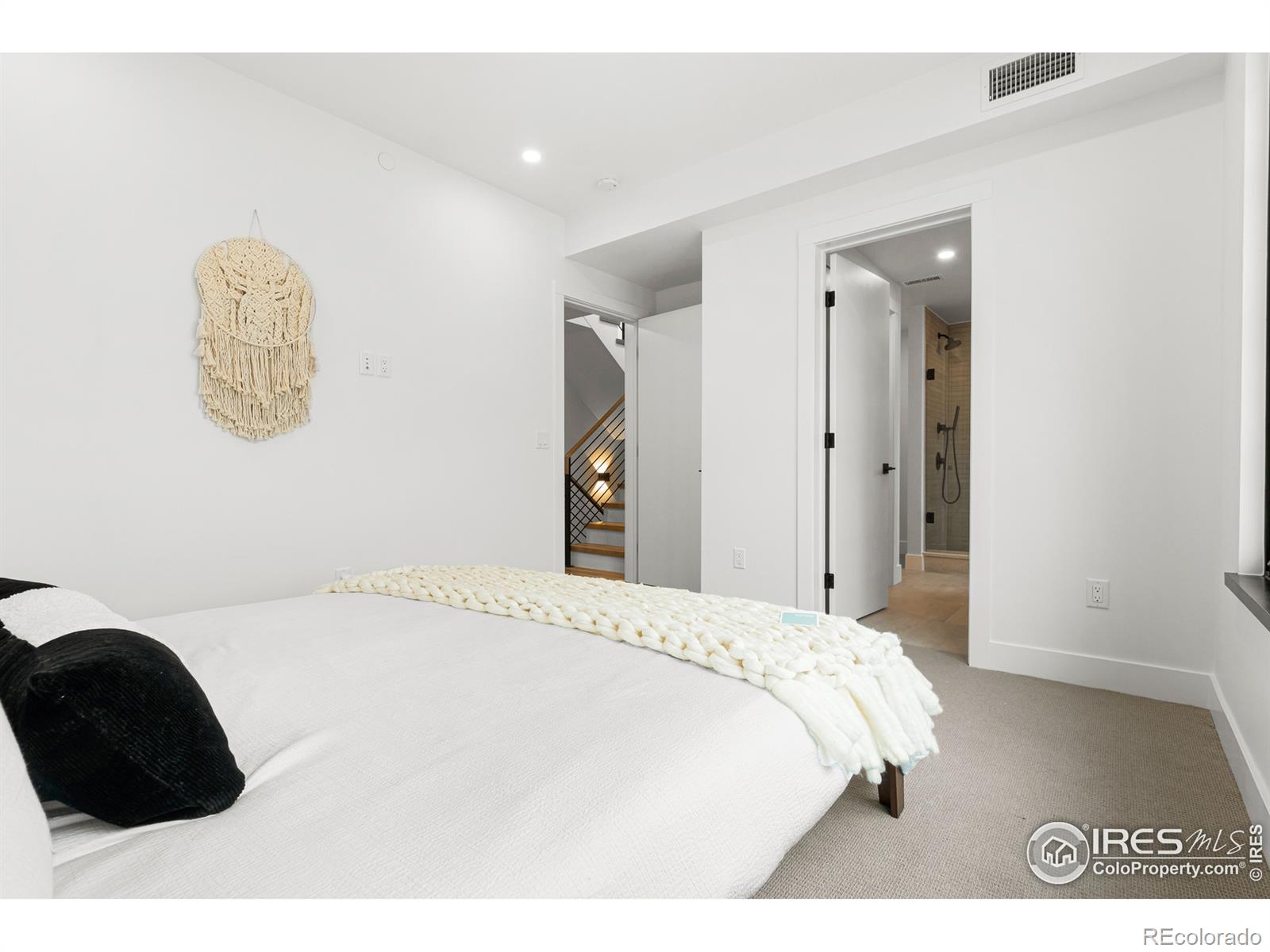 MLS Image #18 for 2116  pearl street,boulder, Colorado