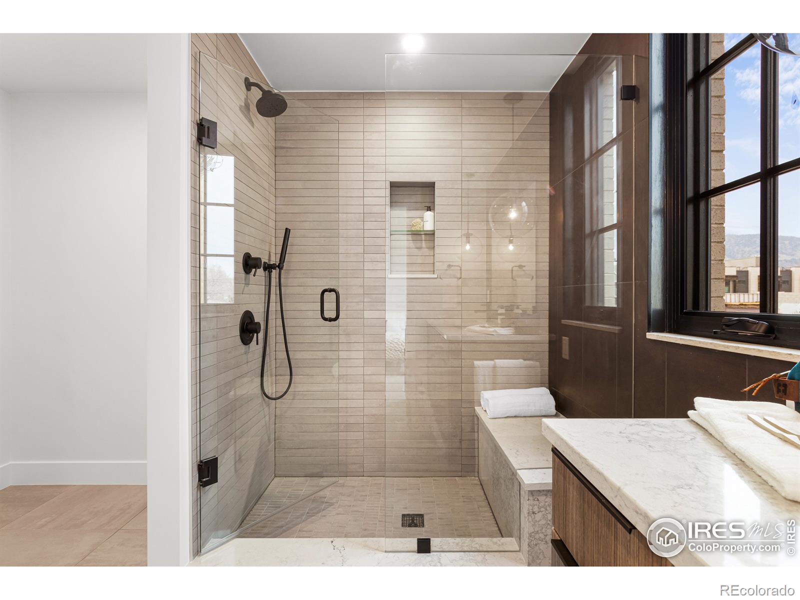 MLS Image #20 for 2116  pearl street,boulder, Colorado