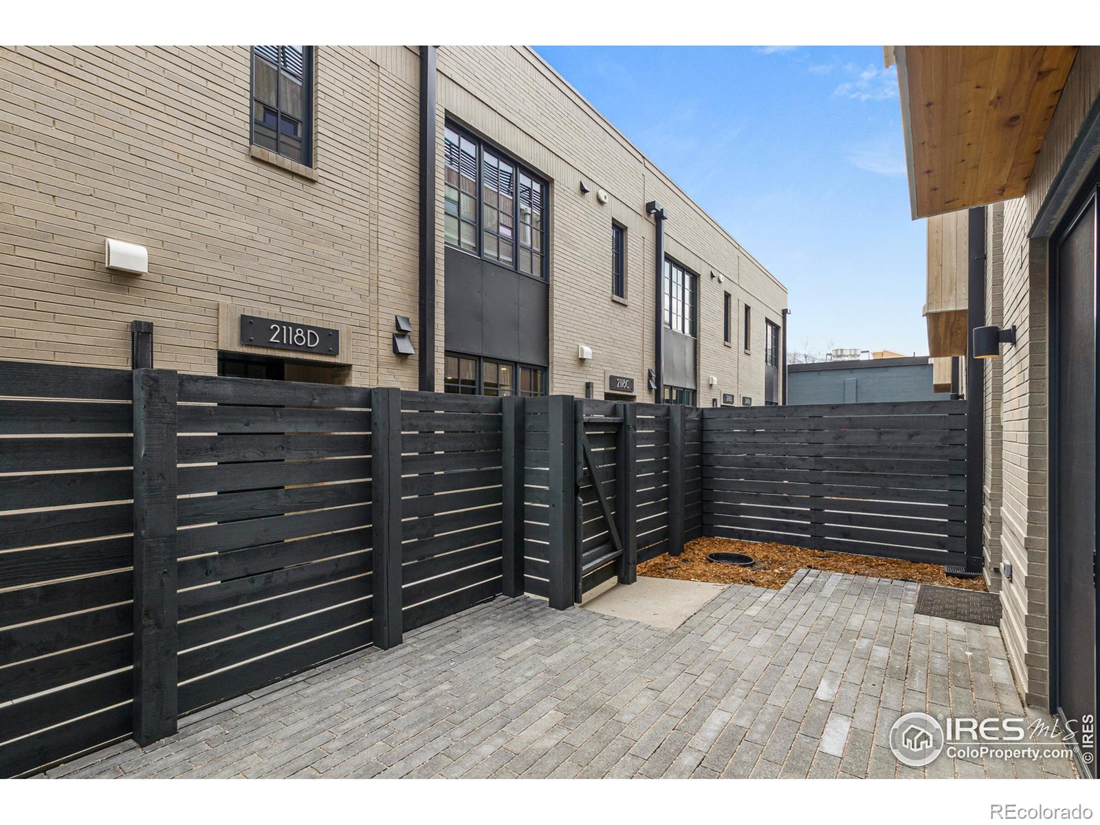 MLS Image #9 for 2116  pearl street,boulder, Colorado