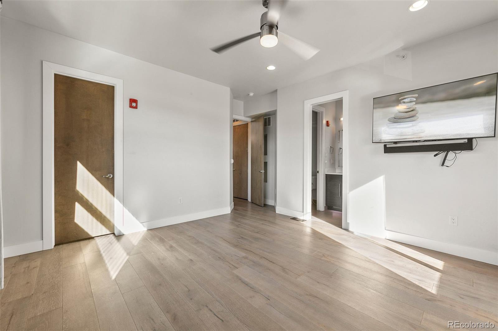 MLS Image #17 for 3524 n navajo street,denver, Colorado