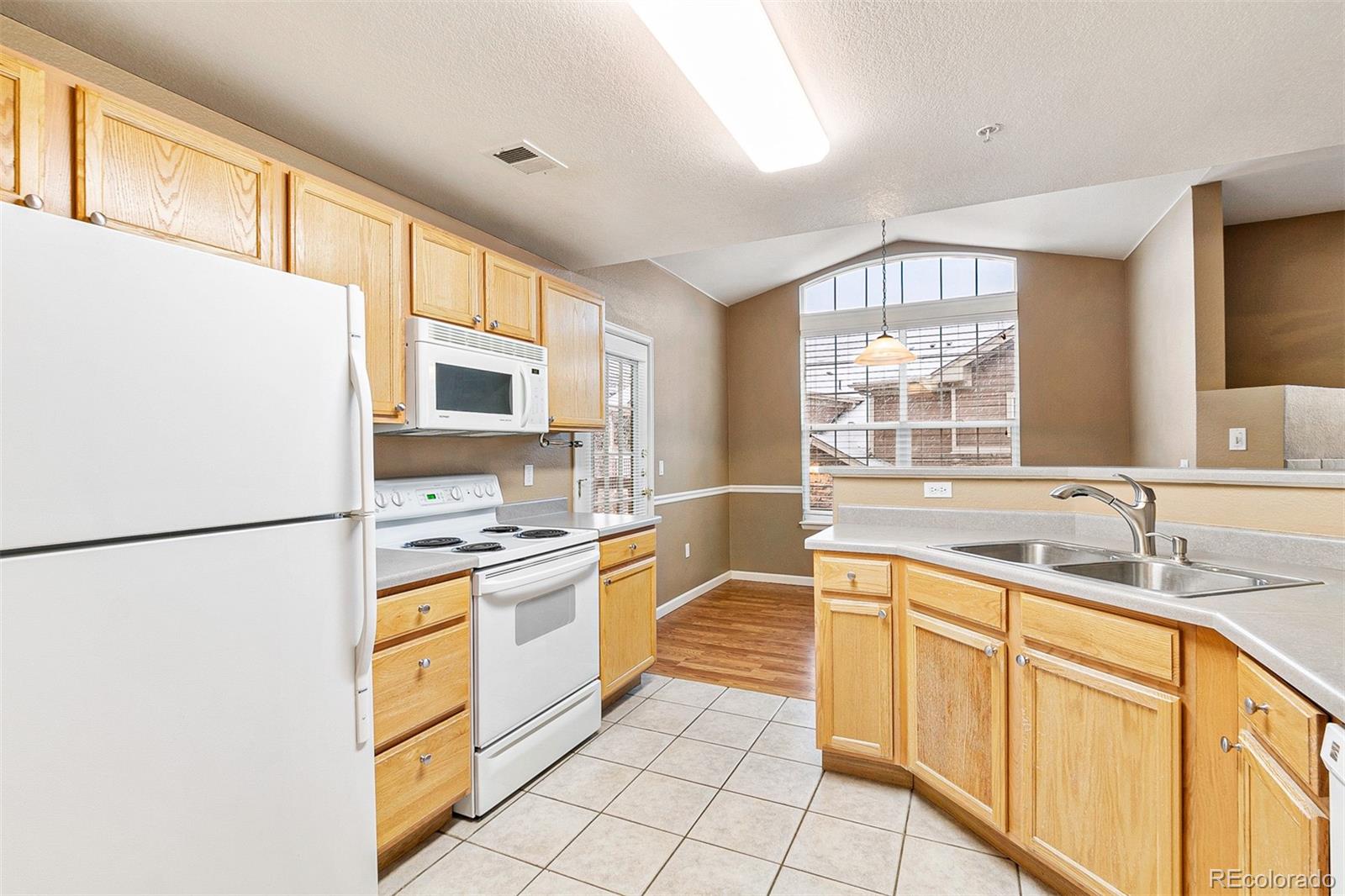 MLS Image #12 for 7440 s blackhawk street,englewood, Colorado