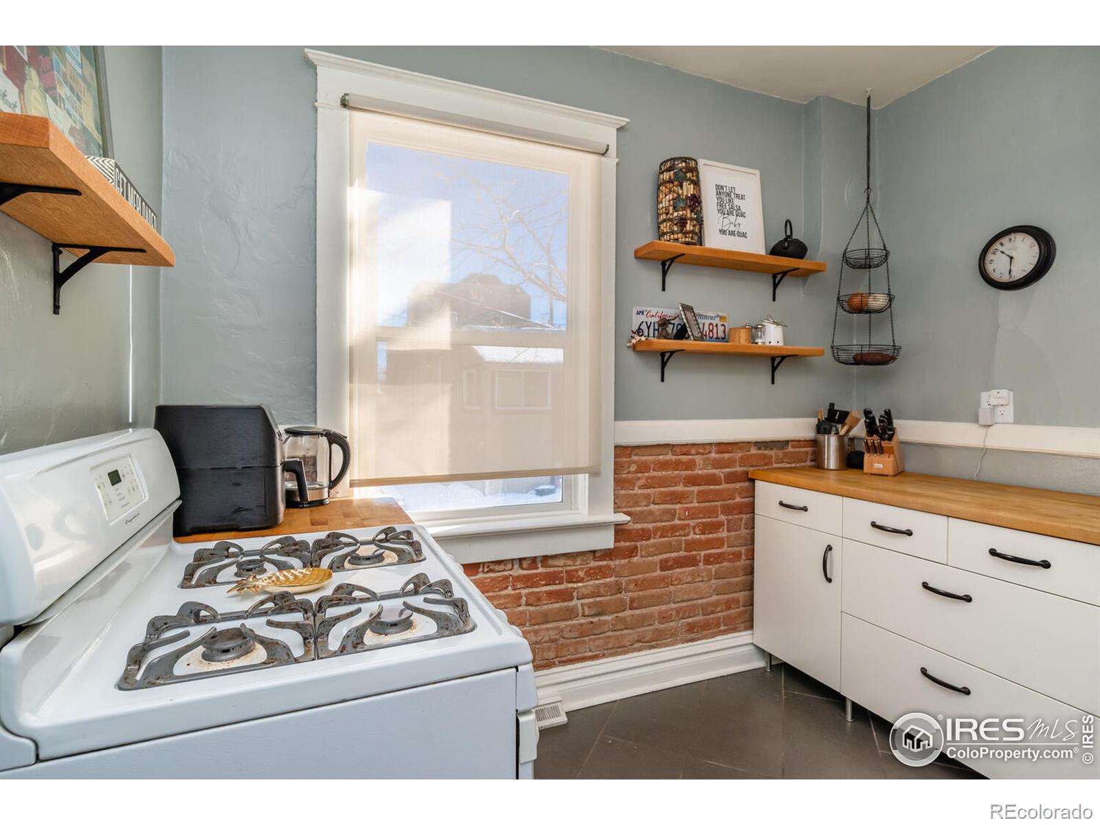 MLS Image #8 for 523 e 2nd avenue,denver, Colorado