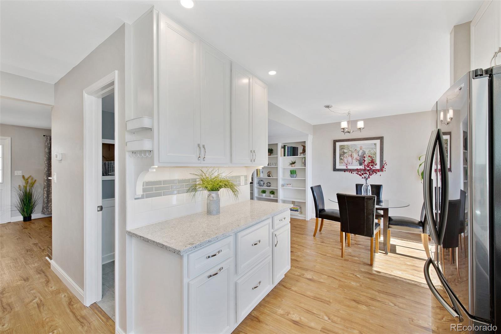 MLS Image #12 for 7210 e bentley circle ,centennial, Colorado