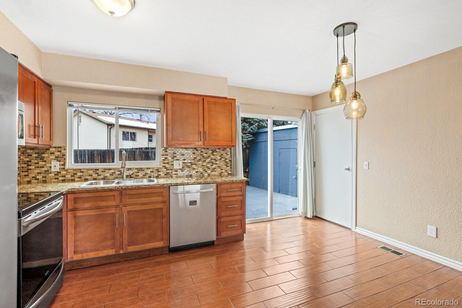 MLS Image #5 for 2073 s idalia street,aurora, Colorado