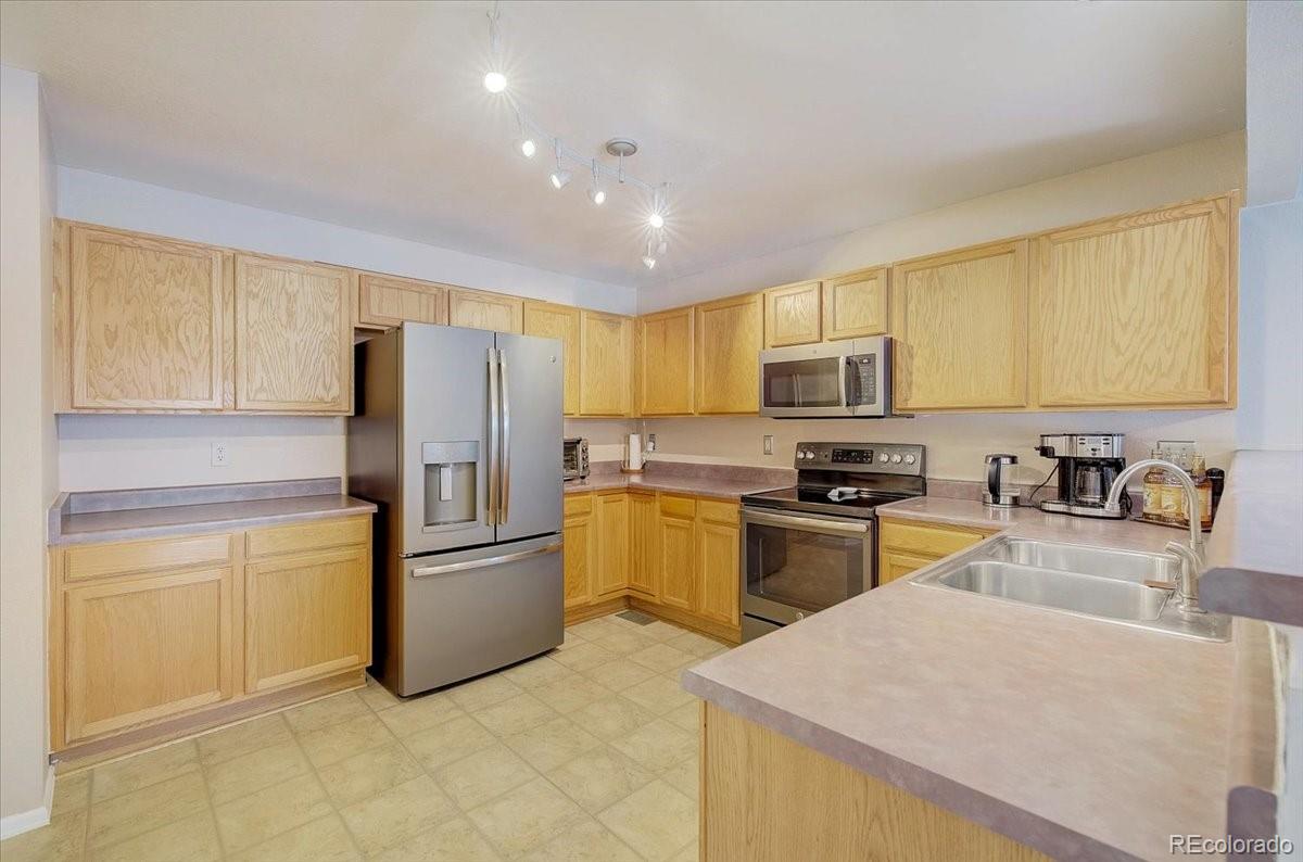 MLS Image #8 for 22386 e navarro drive,aurora, Colorado