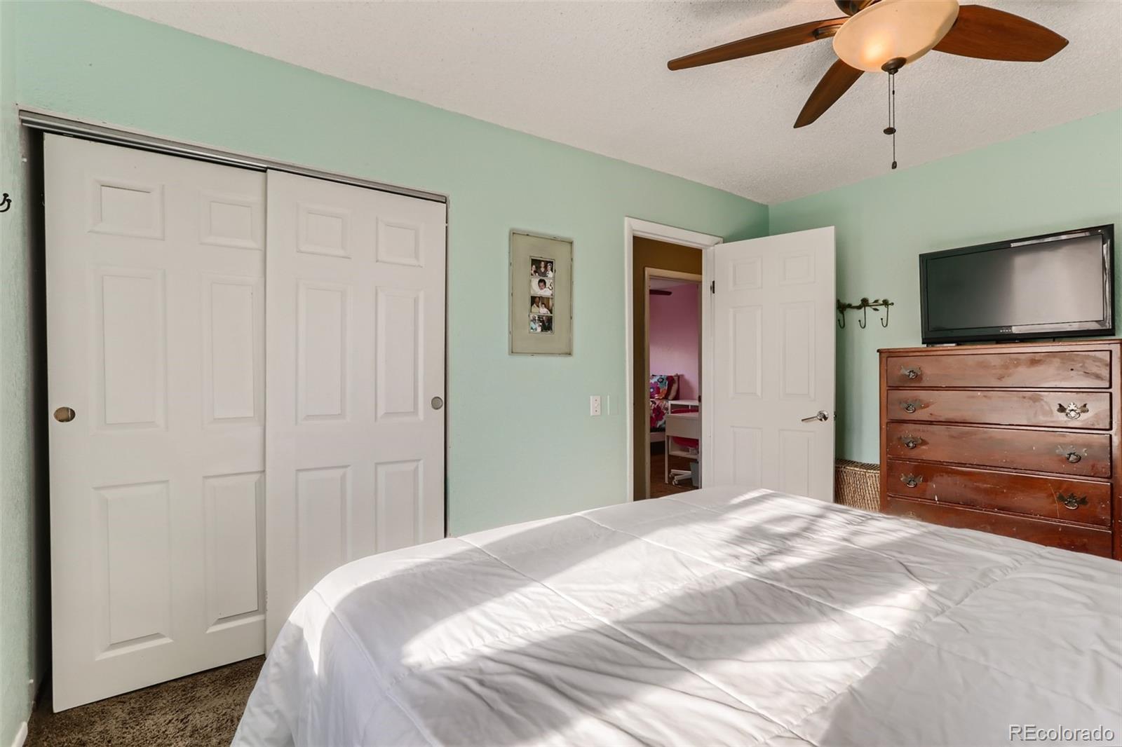 MLS Image #10 for 3744 s mission parkway,aurora, Colorado