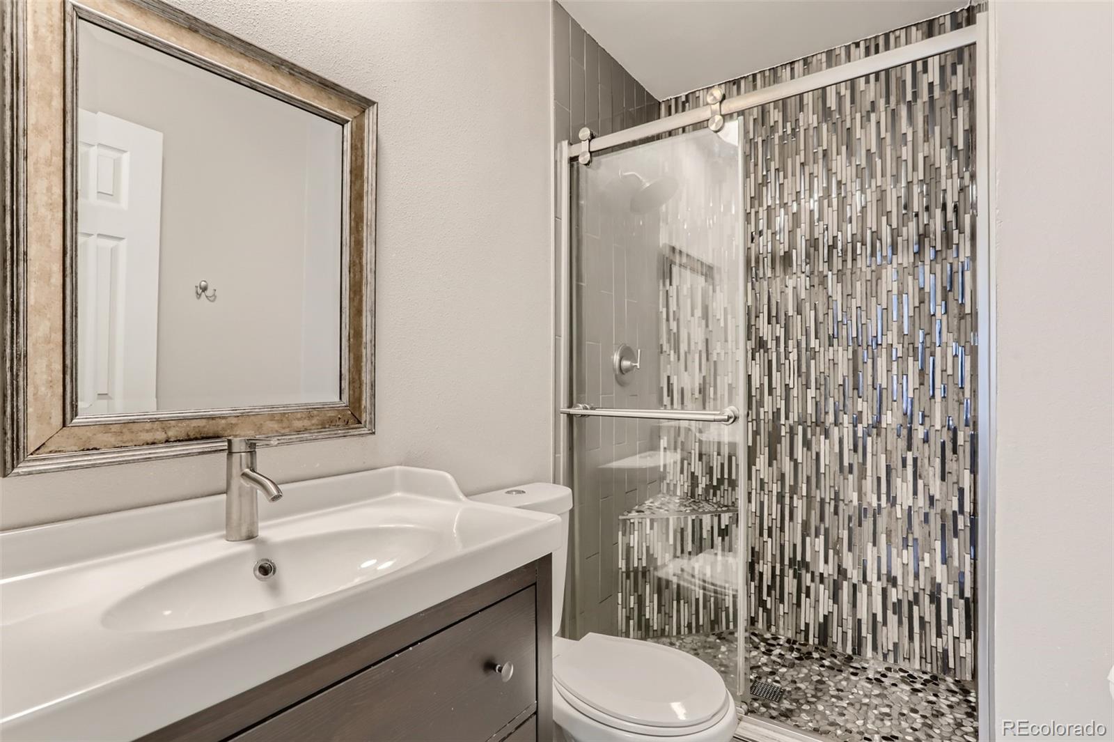 MLS Image #12 for 3744 s mission parkway,aurora, Colorado