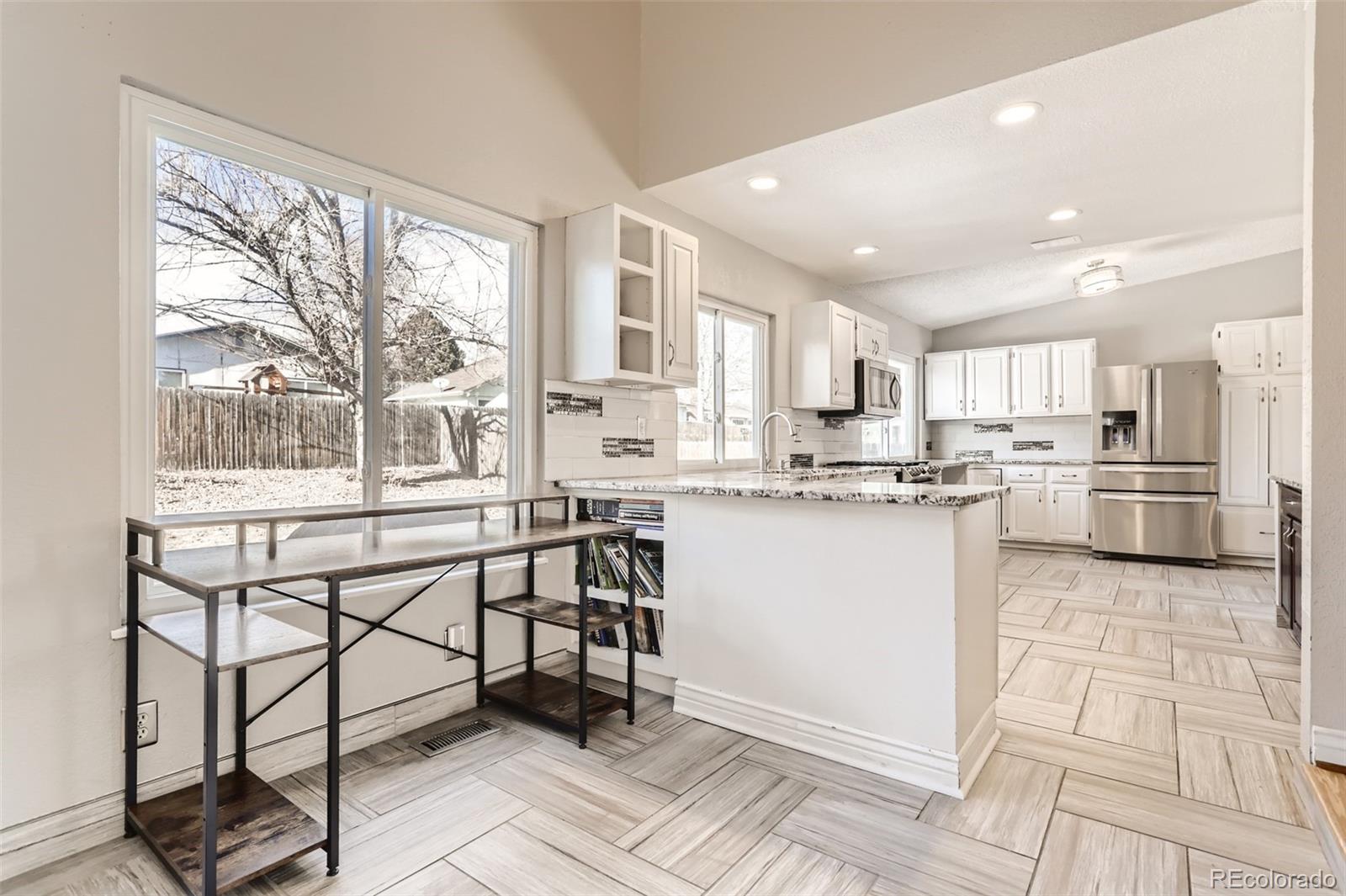 MLS Image #6 for 3744 s mission parkway,aurora, Colorado
