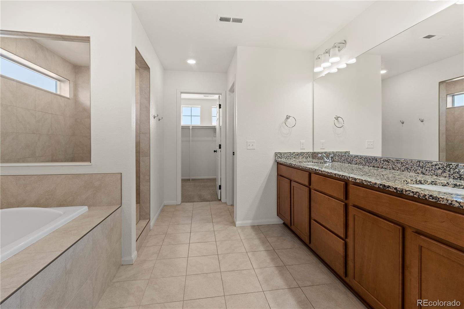 MLS Image #12 for 4999  liverpool street,denver, Colorado