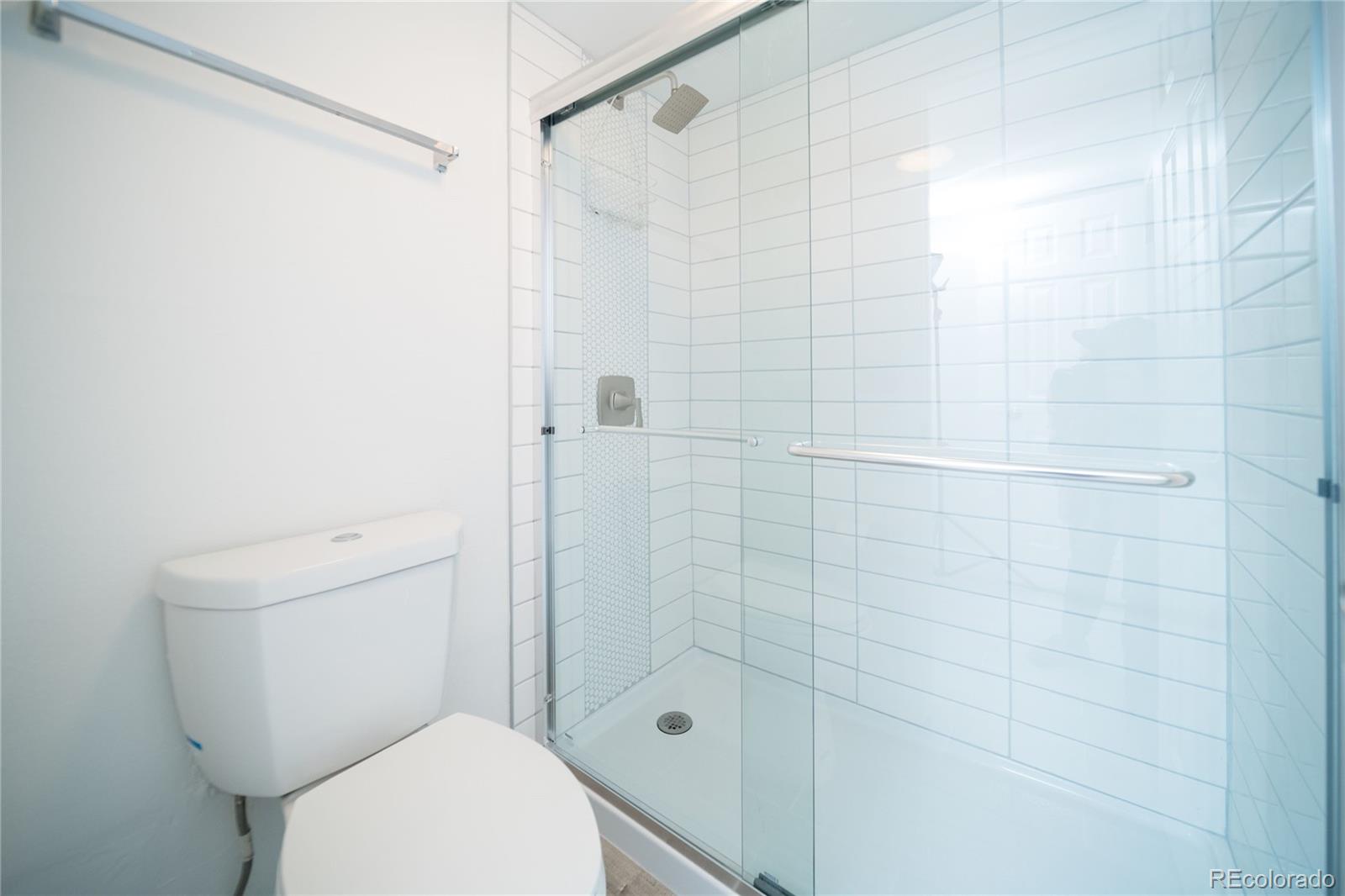 MLS Image #16 for 3141 s tamarac drive,denver, Colorado