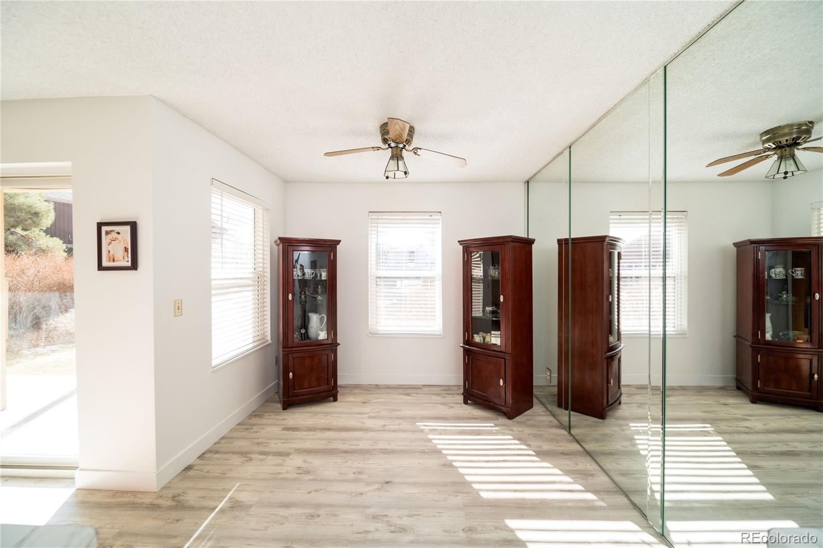 MLS Image #17 for 3141 s tamarac drive,denver, Colorado