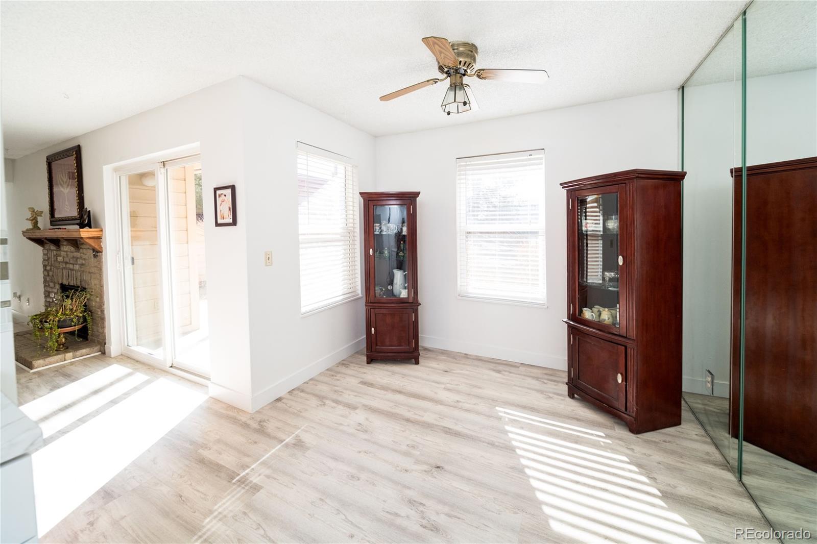 MLS Image #18 for 3141 s tamarac drive,denver, Colorado