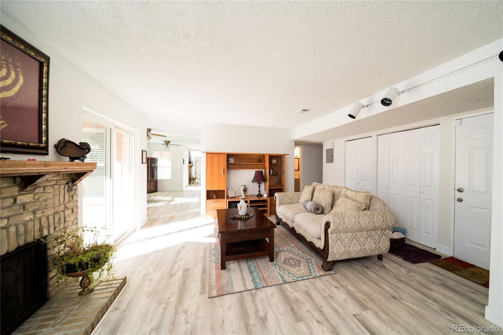 MLS Image #2 for 3141 s tamarac drive,denver, Colorado