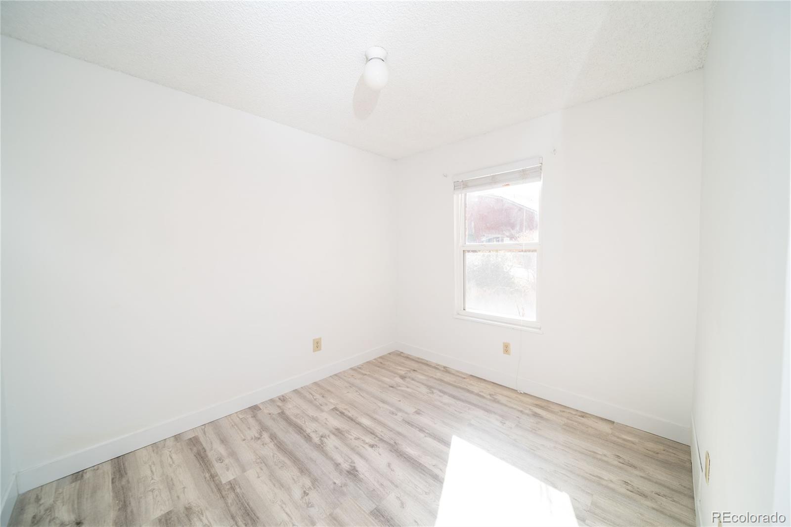 MLS Image #22 for 3141 s tamarac drive,denver, Colorado