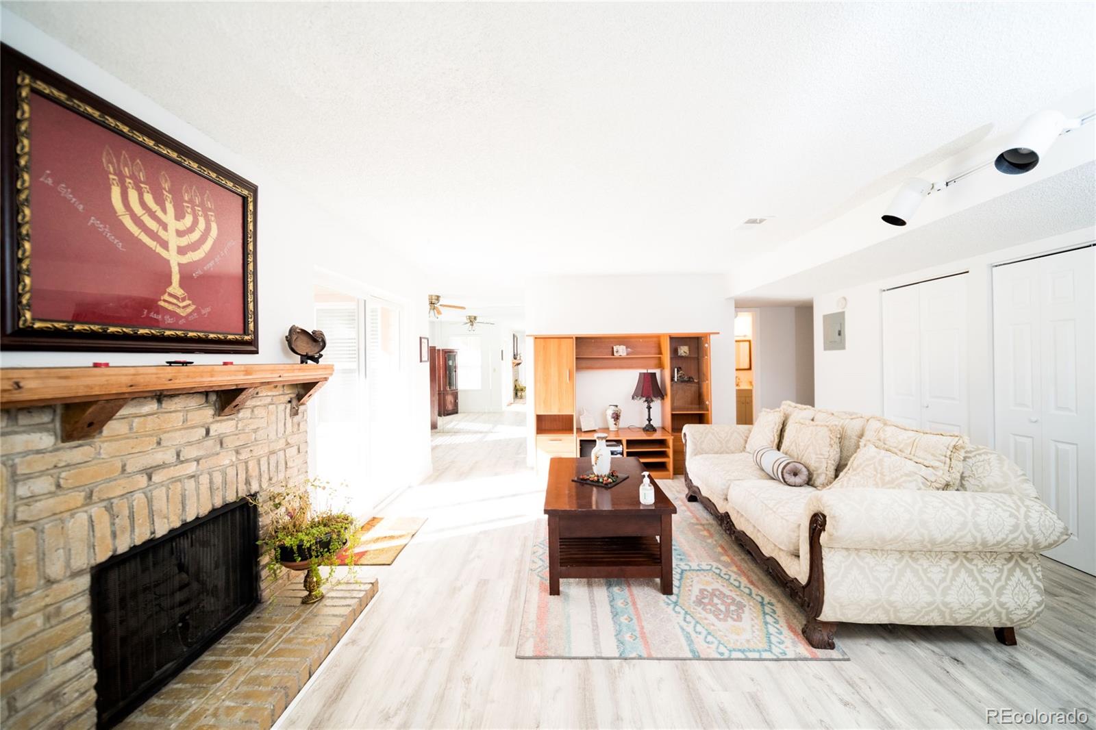 MLS Image #4 for 3141 s tamarac drive,denver, Colorado