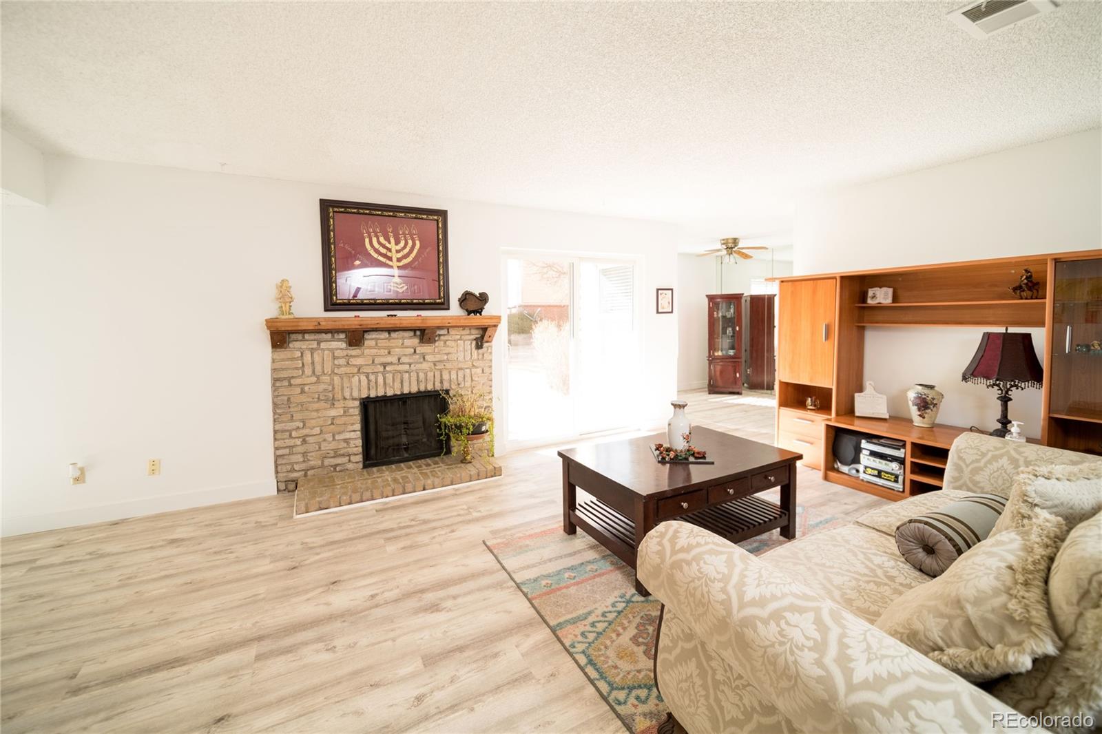 MLS Image #5 for 3141 s tamarac drive,denver, Colorado