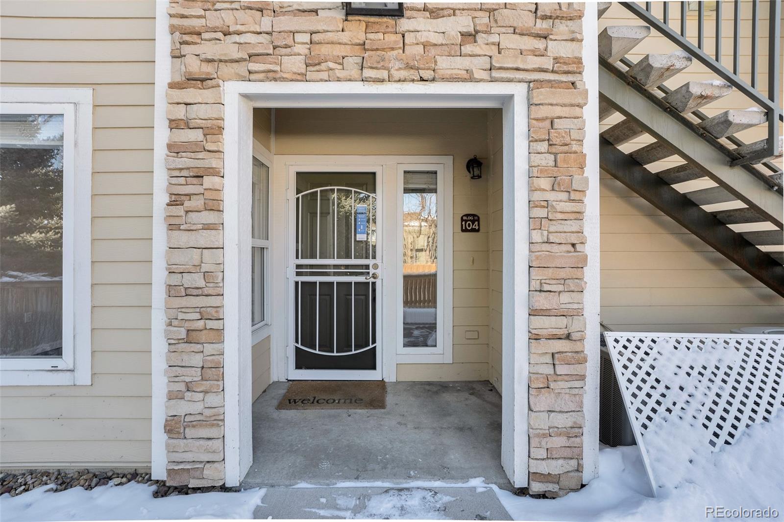 MLS Image #6 for 4875 s balsam way,littleton, Colorado
