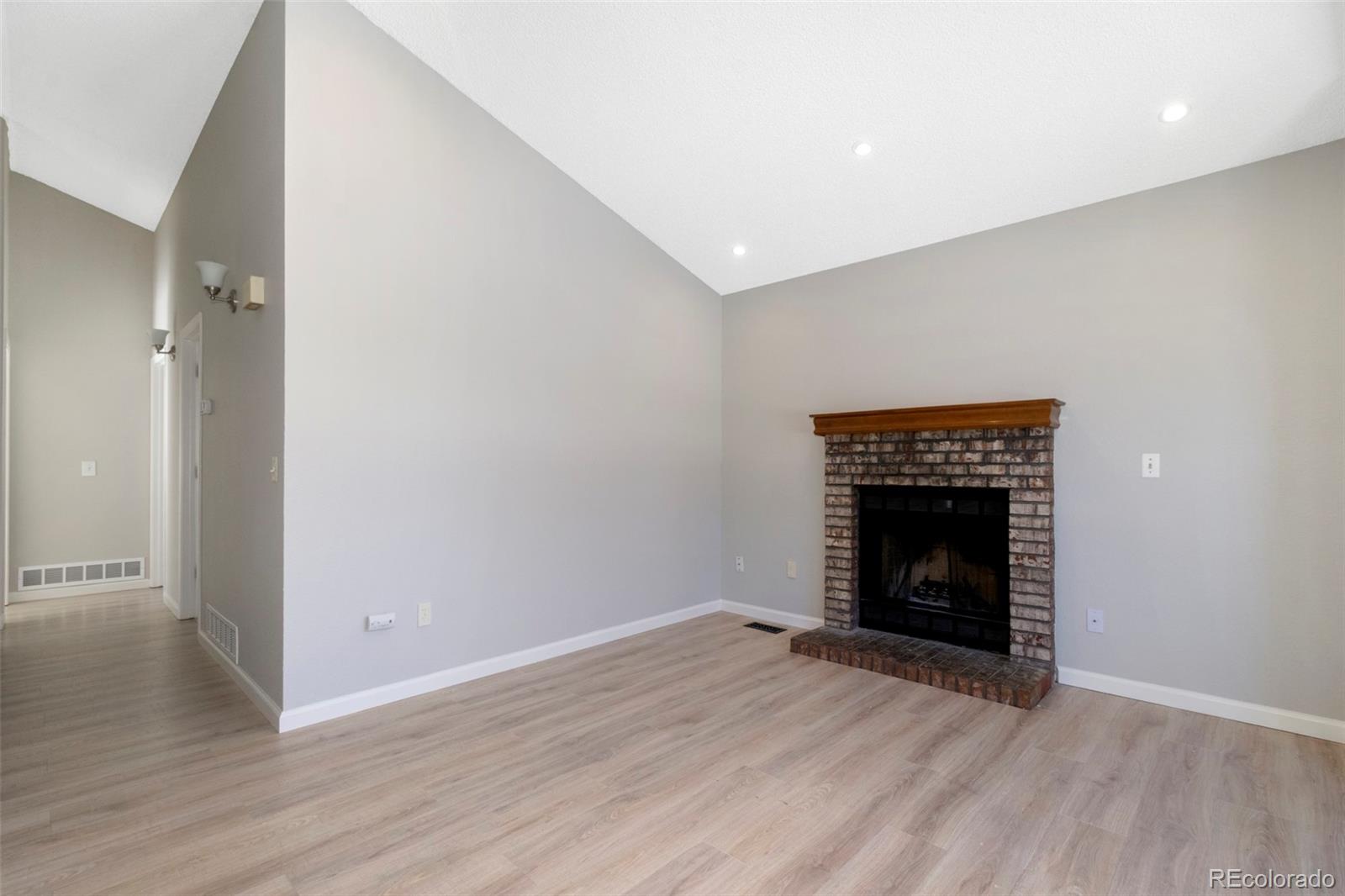 MLS Image #9 for 4767 s zeno street,aurora, Colorado