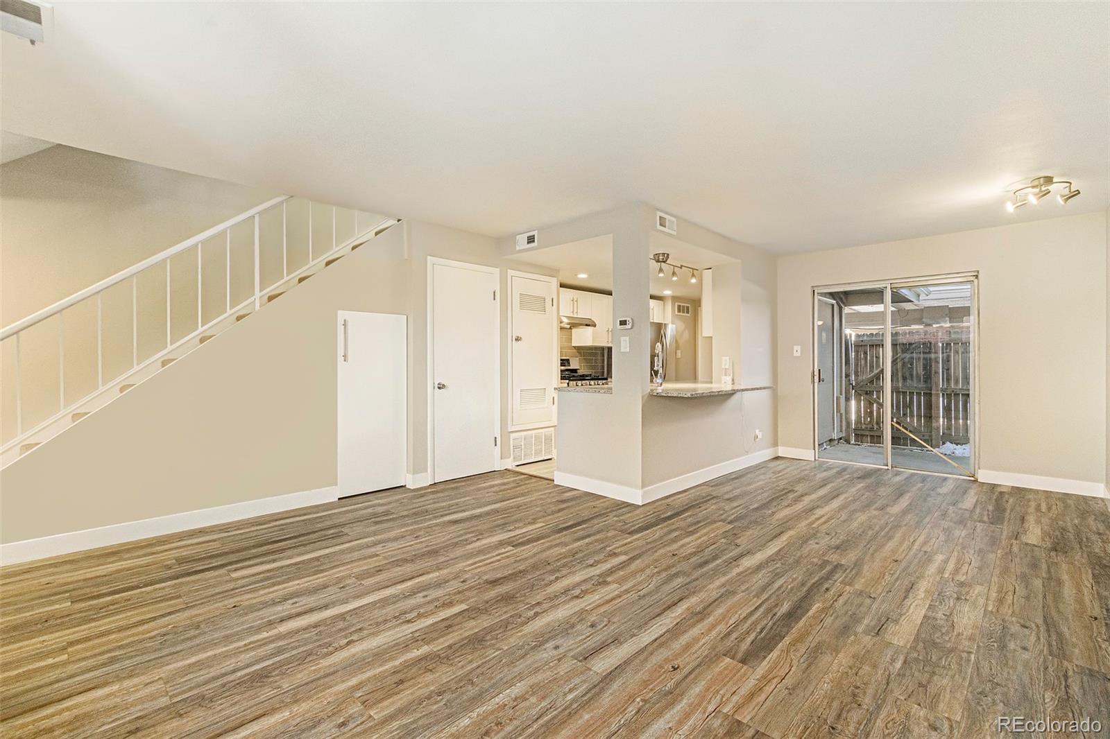 MLS Image #4 for 6018 s willow way,greenwood village, Colorado