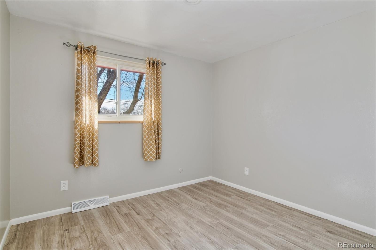MLS Image #13 for 9295 w 66th avenue,arvada, Colorado