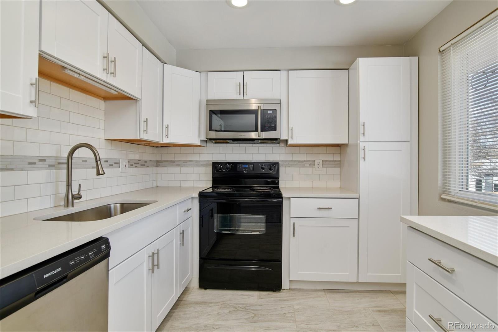 MLS Image #3 for 9295 w 66th avenue,arvada, Colorado