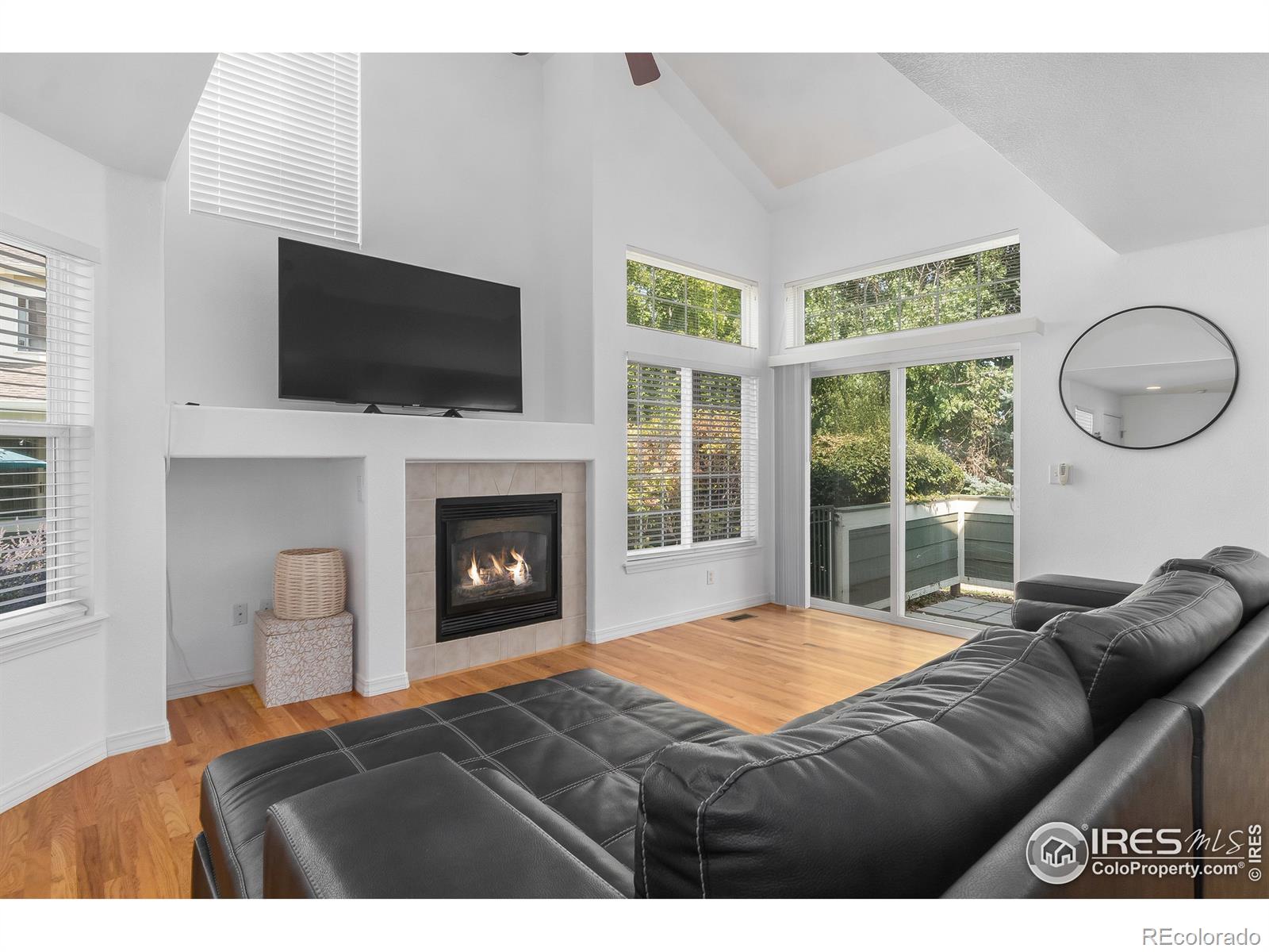 MLS Image #3 for 930  button rock drive,longmont, Colorado