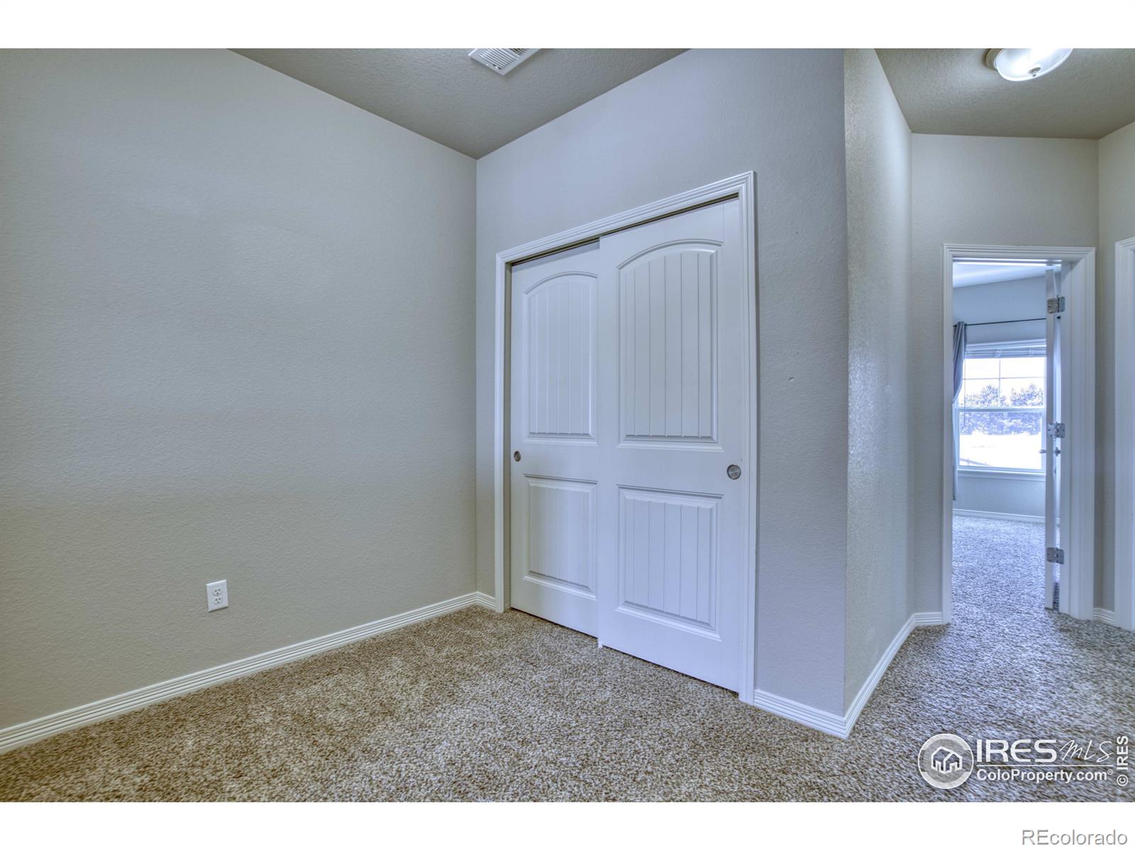 MLS Image #14 for 894  winding brook drive,berthoud, Colorado