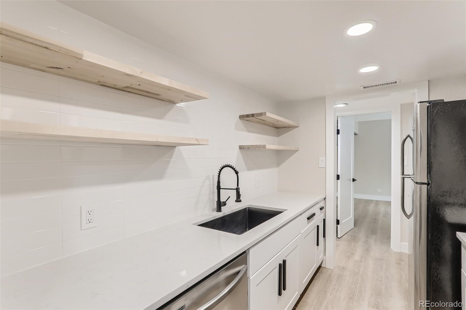 MLS Image #6 for 9995 e harvard avenue,denver, Colorado